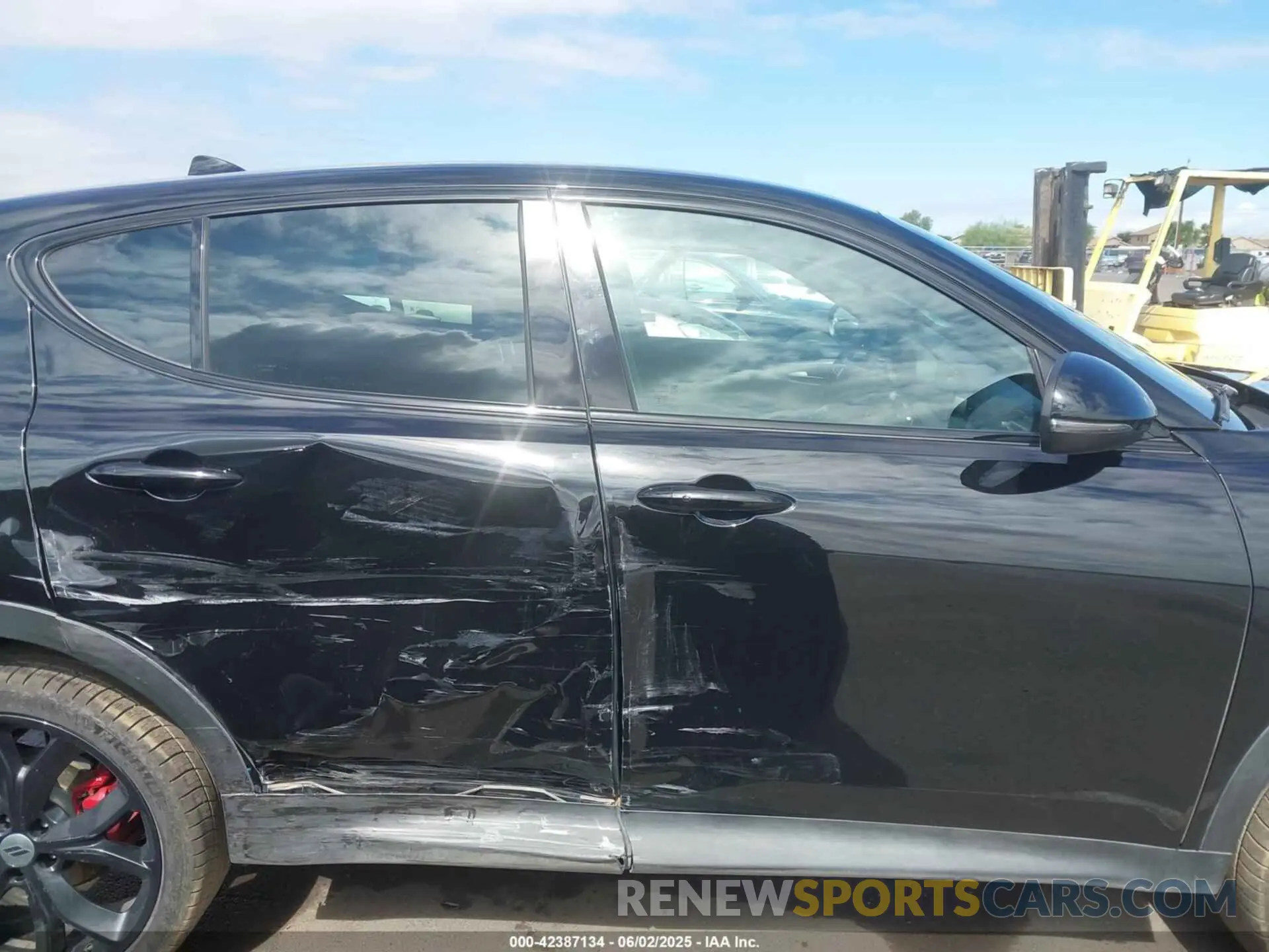 13 Photograph of a damaged car ZACNDFAN8R3A14928 DODGE HORNET 2024