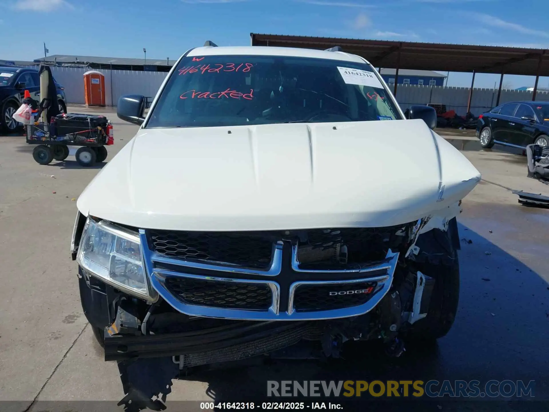 13 Photograph of a damaged car 3C4PDCAB1KT868065 DODGE JOURNEY 2019