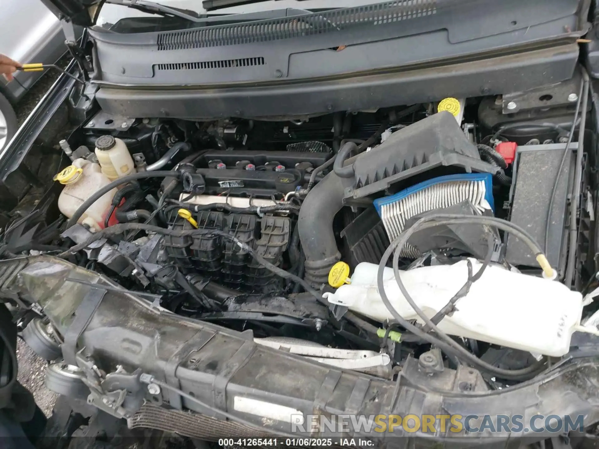10 Photograph of a damaged car 3C4PDCAB1KT870382 DODGE JOURNEY 2019