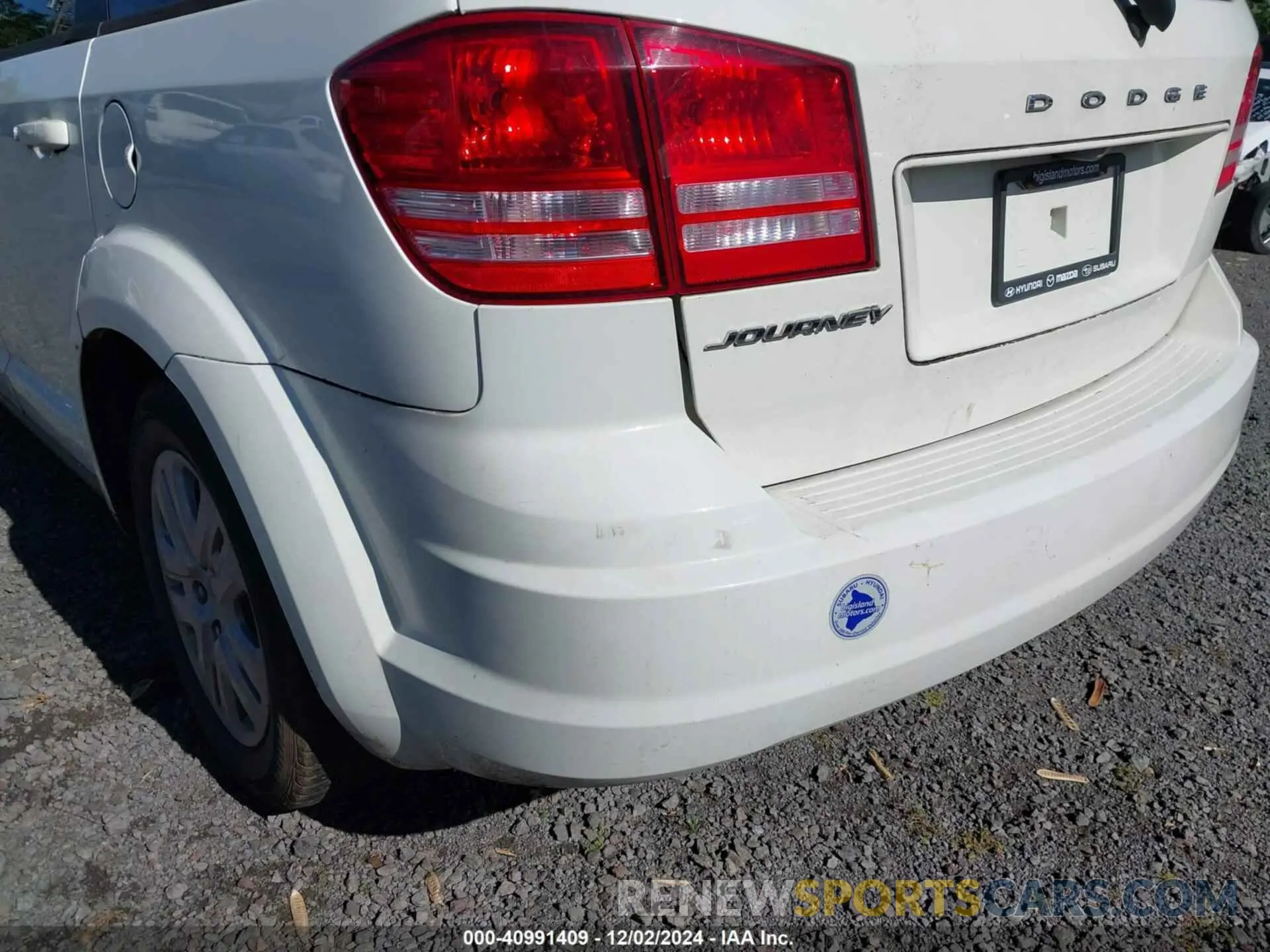 21 Photograph of a damaged car 3C4PDCAB2KT810207 DODGE JOURNEY 2019