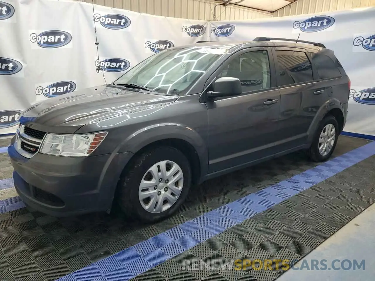 1 Photograph of a damaged car 3C4PDCAB2KT860170 DODGE JOURNEY 2019