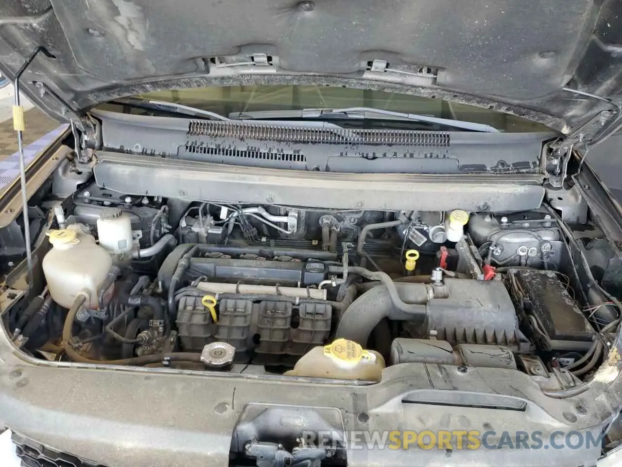 12 Photograph of a damaged car 3C4PDCAB2KT860170 DODGE JOURNEY 2019