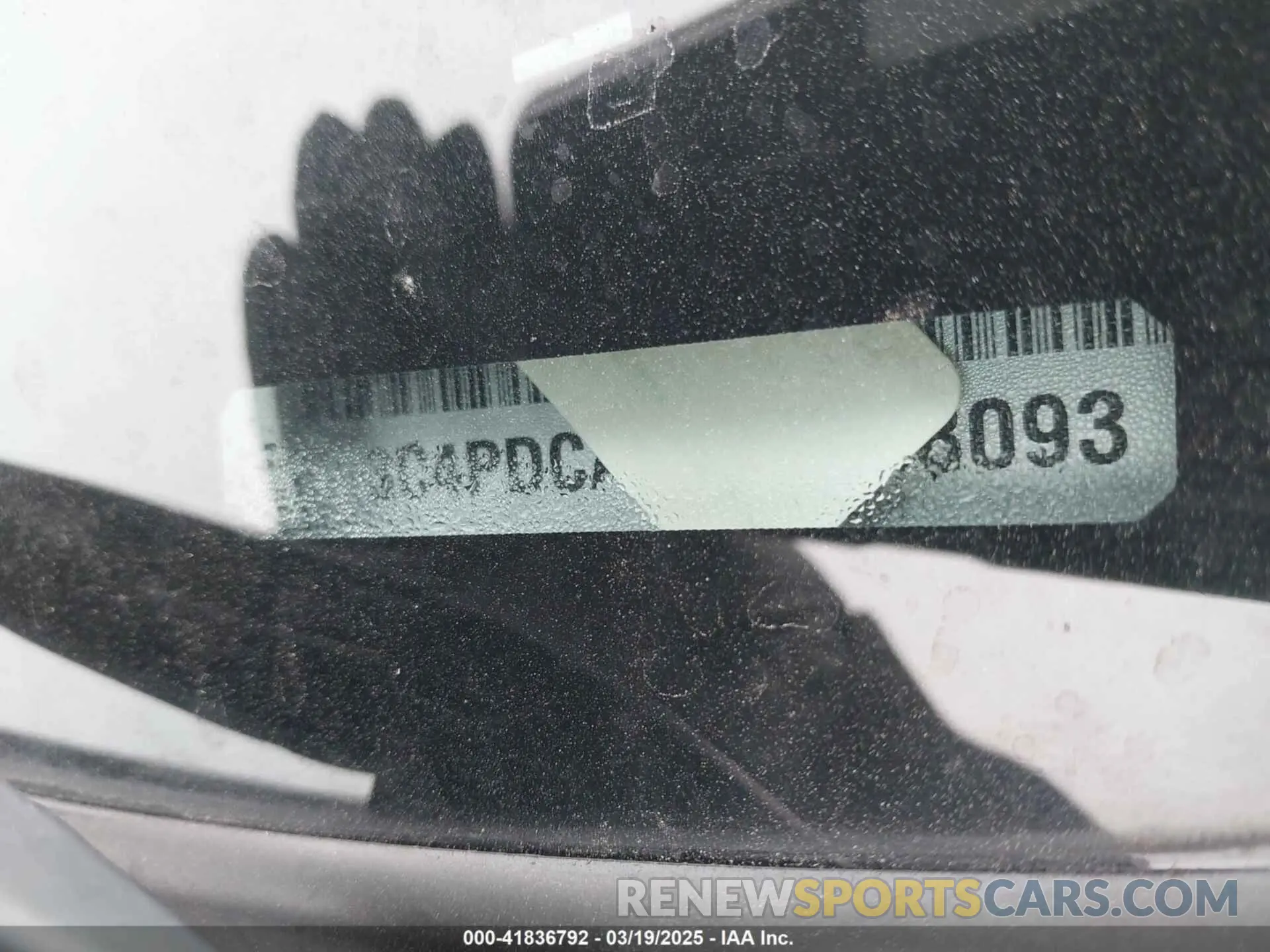 9 Photograph of a damaged car 3C4PDCAB3KT738093 DODGE JOURNEY 2019