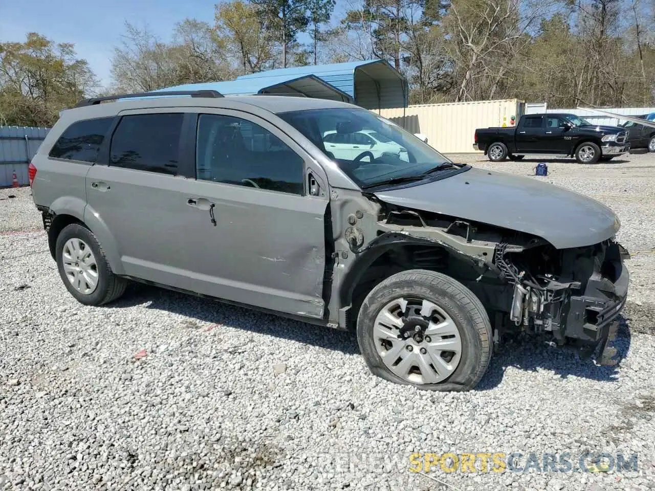 4 Photograph of a damaged car 3C4PDCAB3KT797709 DODGE JOURNEY 2019