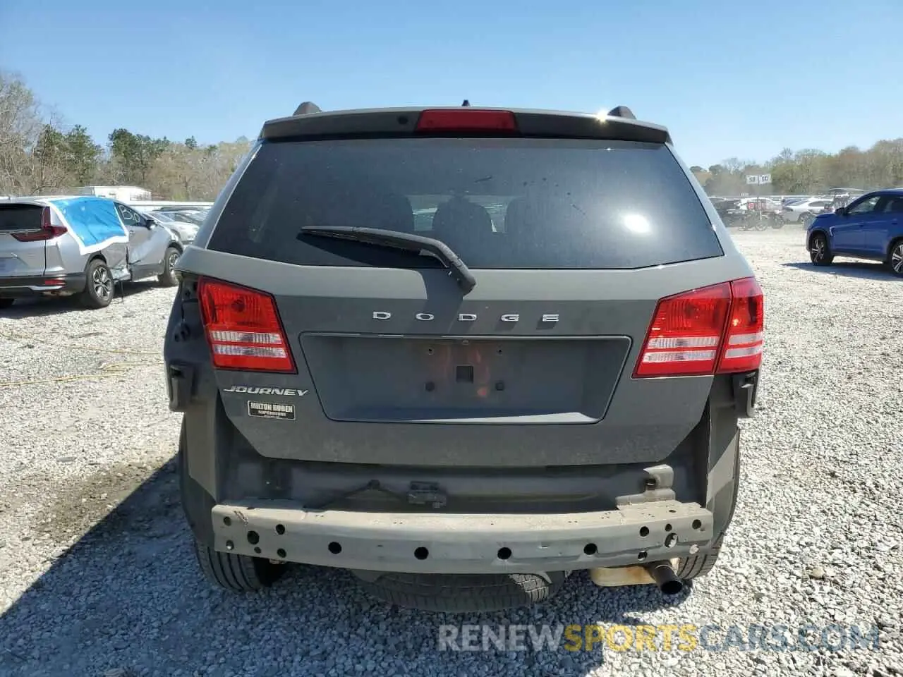 6 Photograph of a damaged car 3C4PDCAB3KT797709 DODGE JOURNEY 2019