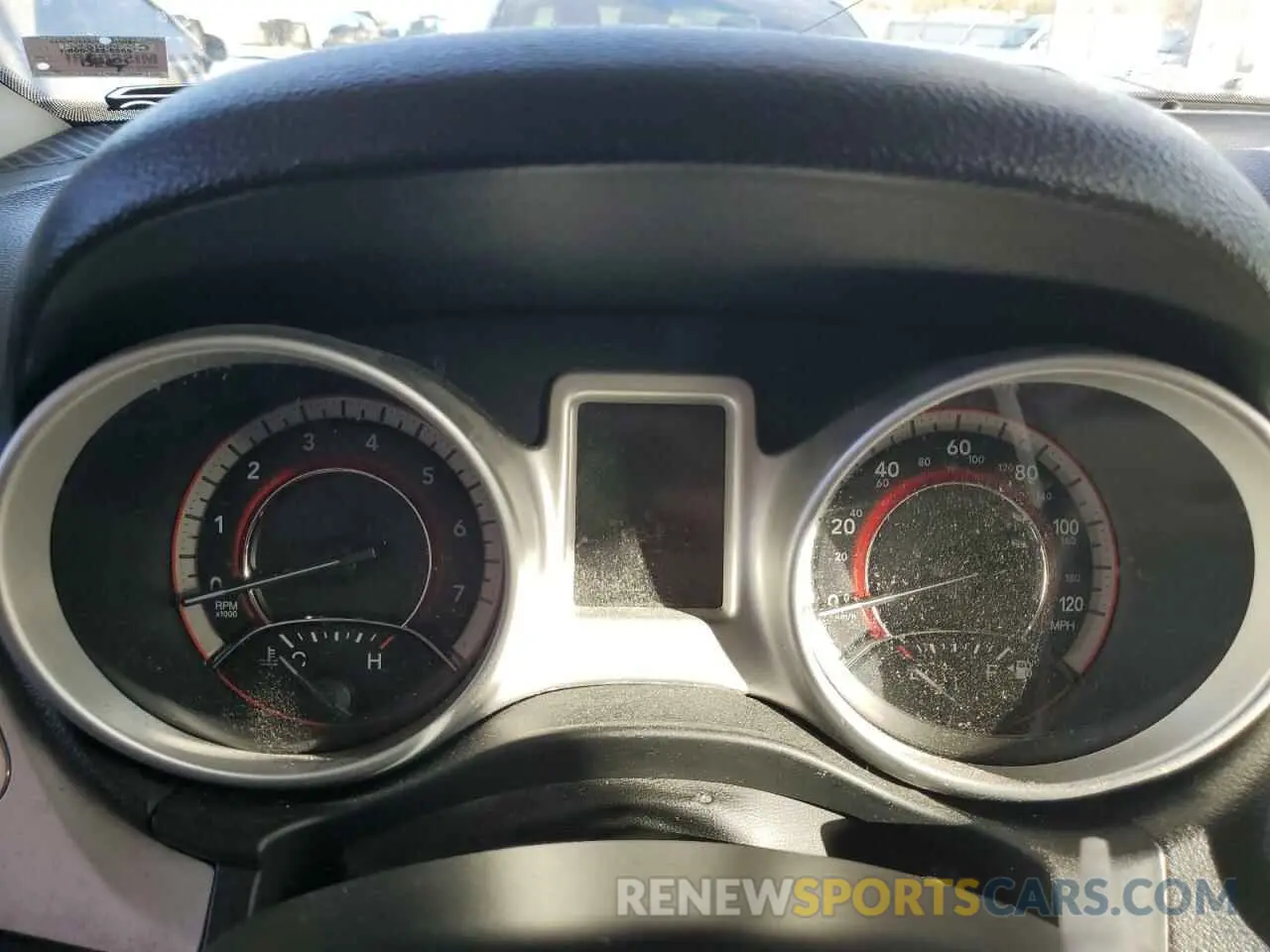 9 Photograph of a damaged car 3C4PDCAB3KT855978 DODGE JOURNEY 2019