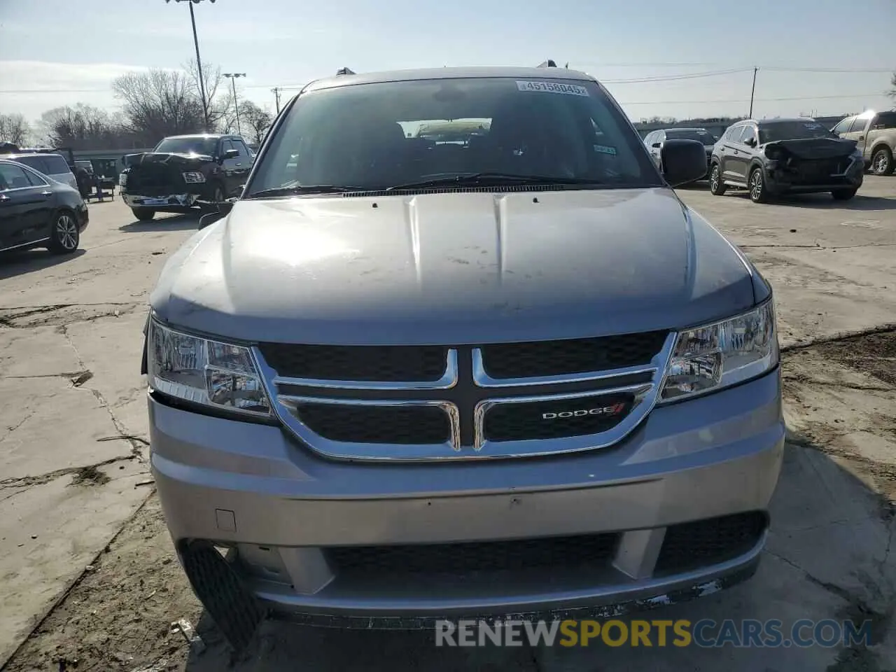 5 Photograph of a damaged car 3C4PDCAB3KT859691 DODGE JOURNEY 2019