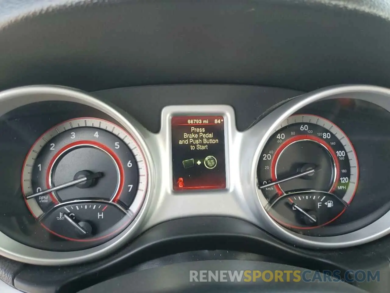 9 Photograph of a damaged car 3C4PDCAB3KT859691 DODGE JOURNEY 2019