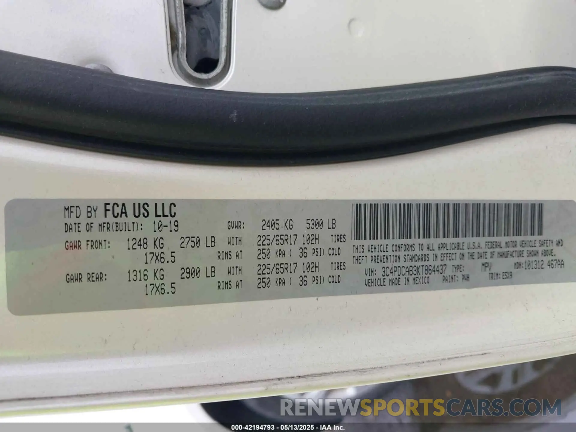 9 Photograph of a damaged car 3C4PDCAB3KT864437 DODGE JOURNEY 2019