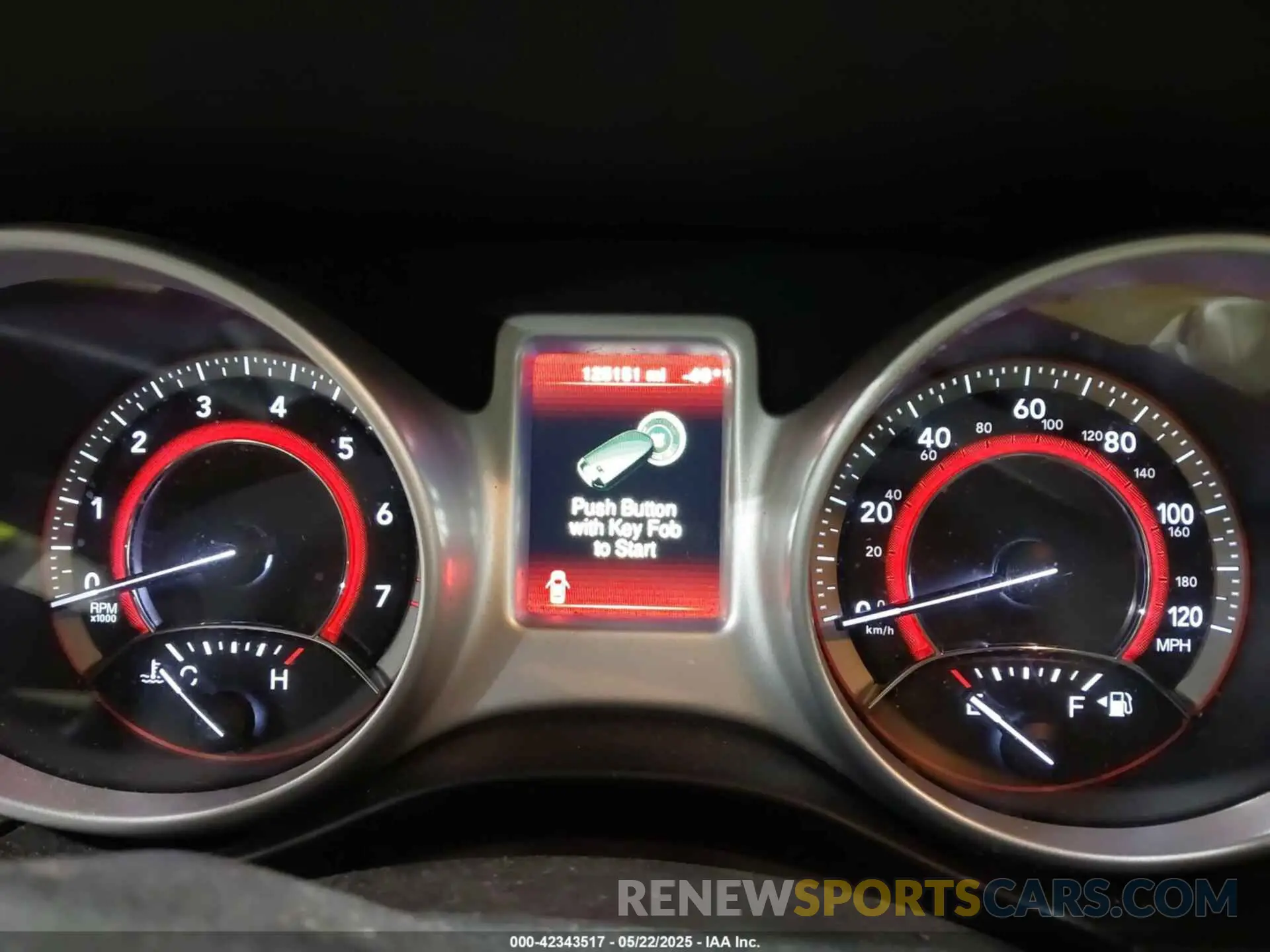 11 Photograph of a damaged car 3C4PDCAB3KT872327 DODGE JOURNEY 2019