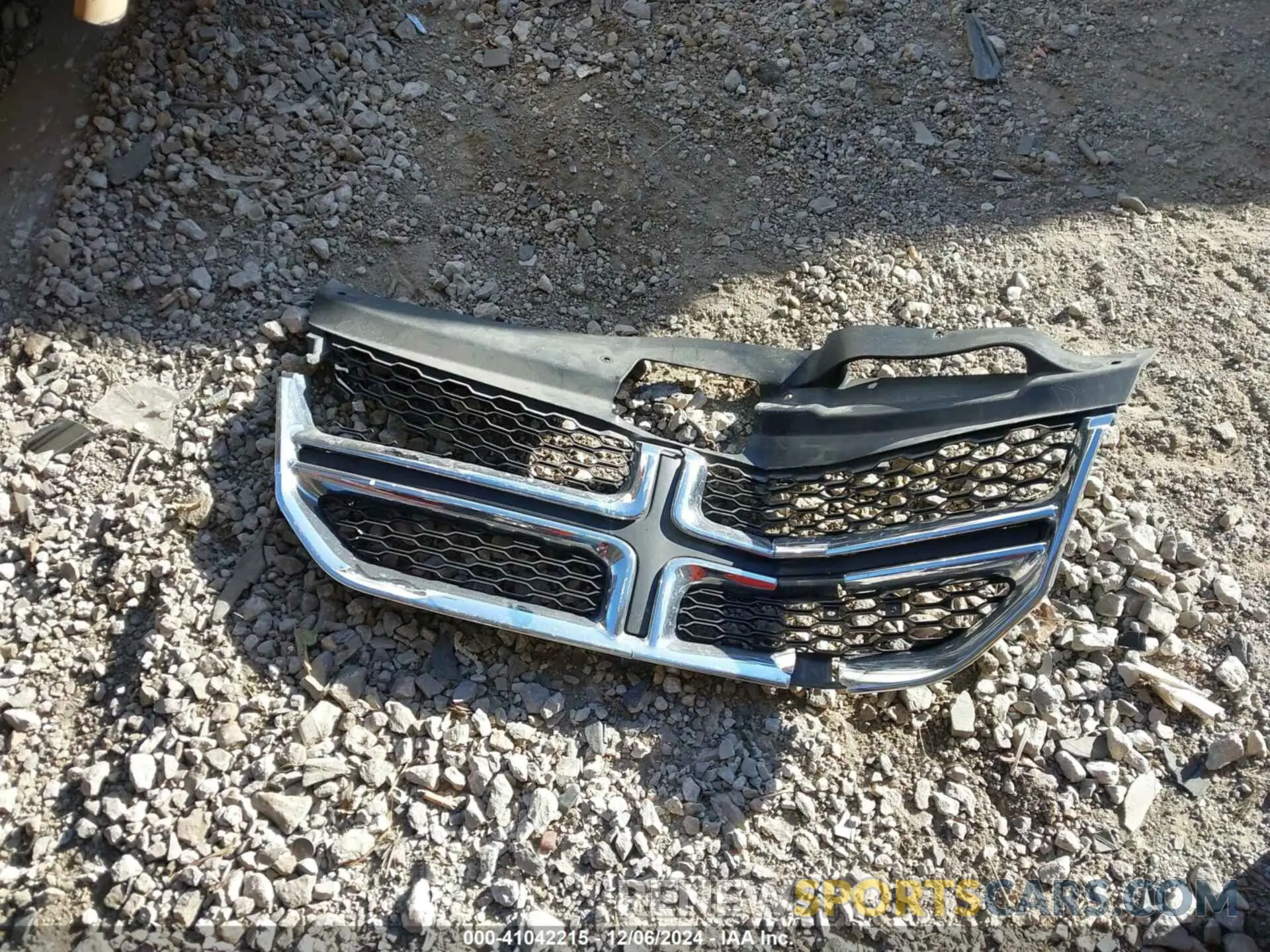 11 Photograph of a damaged car 3C4PDCAB4KT746557 DODGE JOURNEY 2019