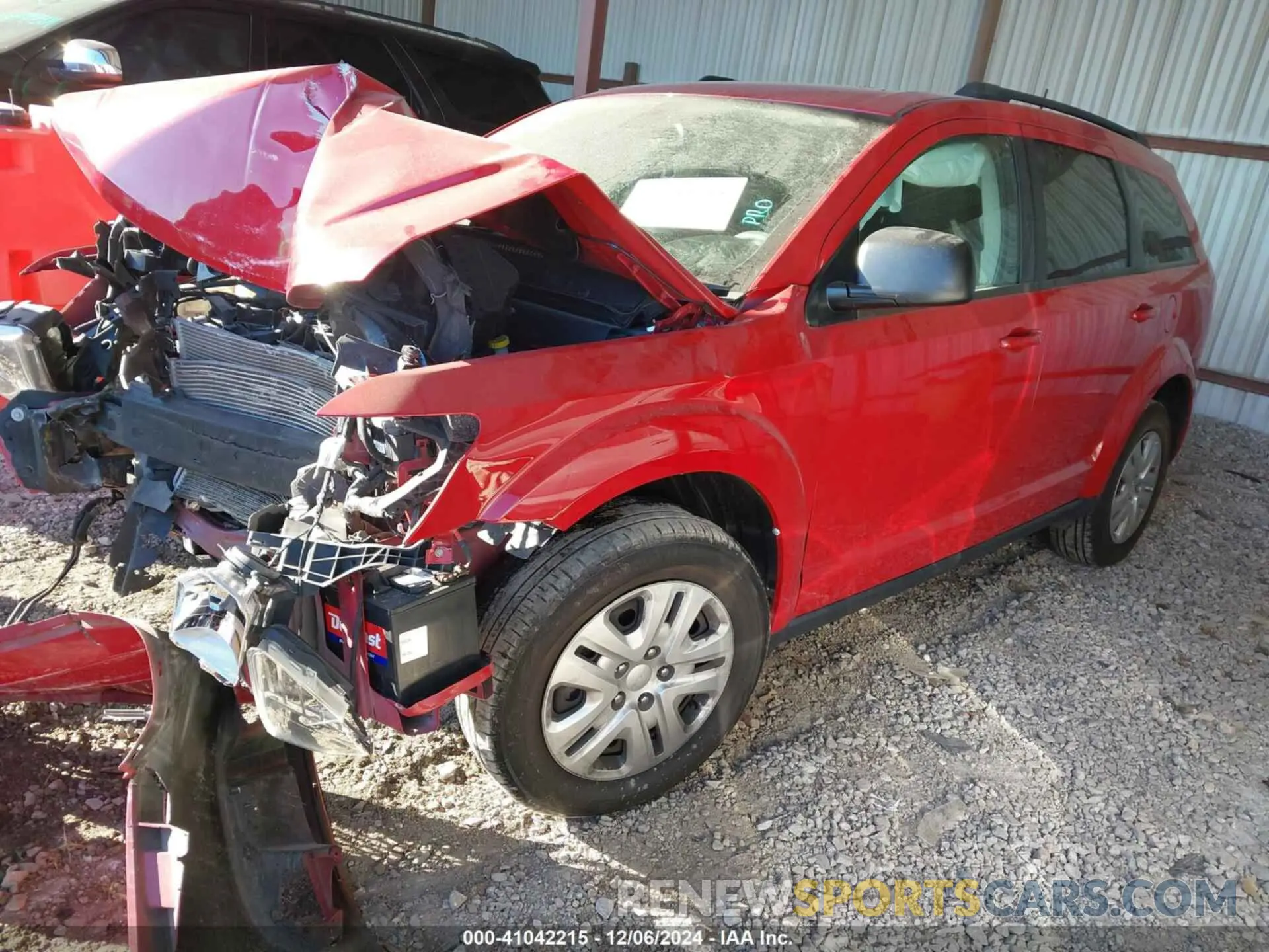 2 Photograph of a damaged car 3C4PDCAB4KT746557 DODGE JOURNEY 2019