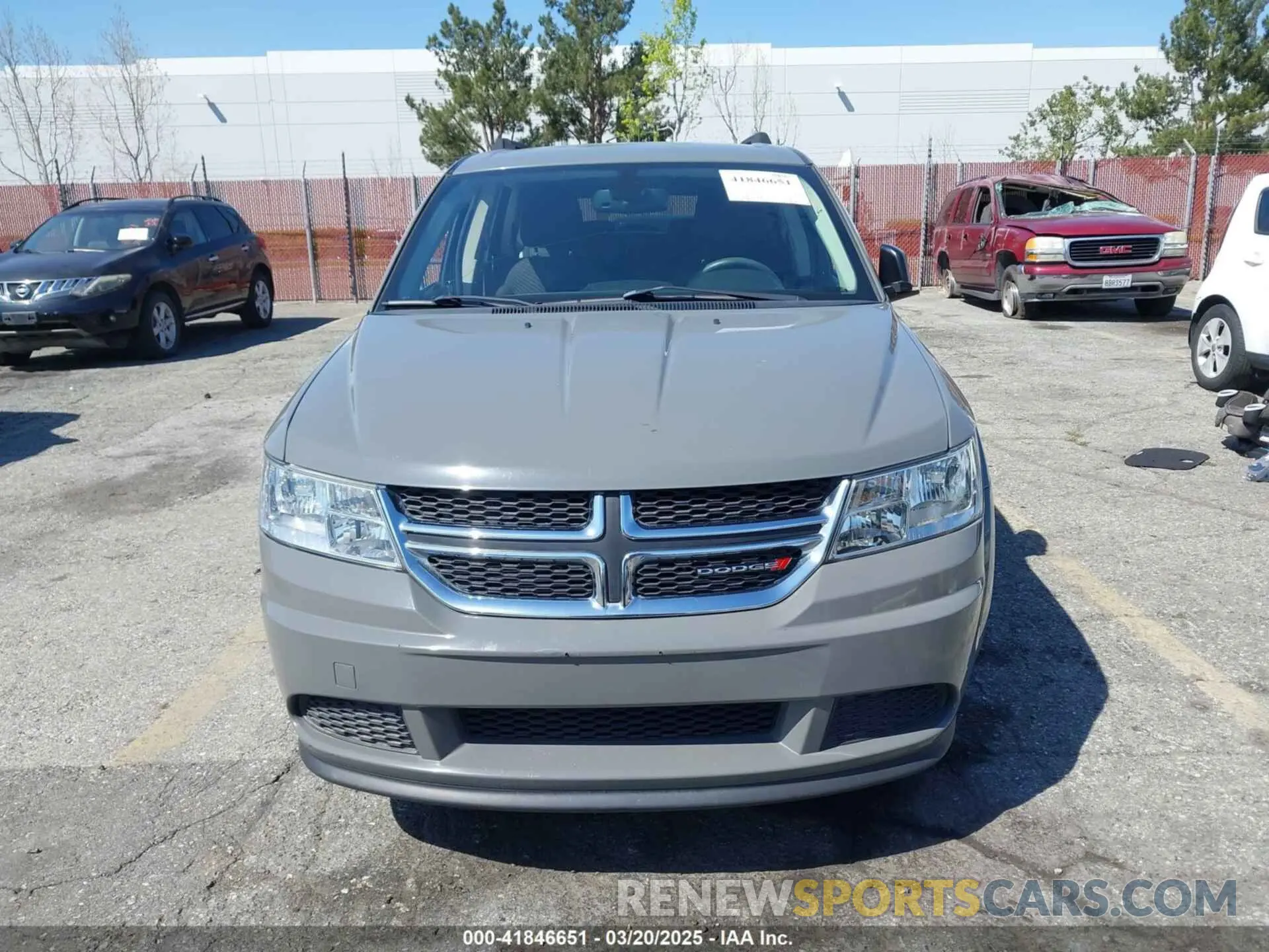 13 Photograph of a damaged car 3C4PDCAB4KT749734 DODGE JOURNEY 2019