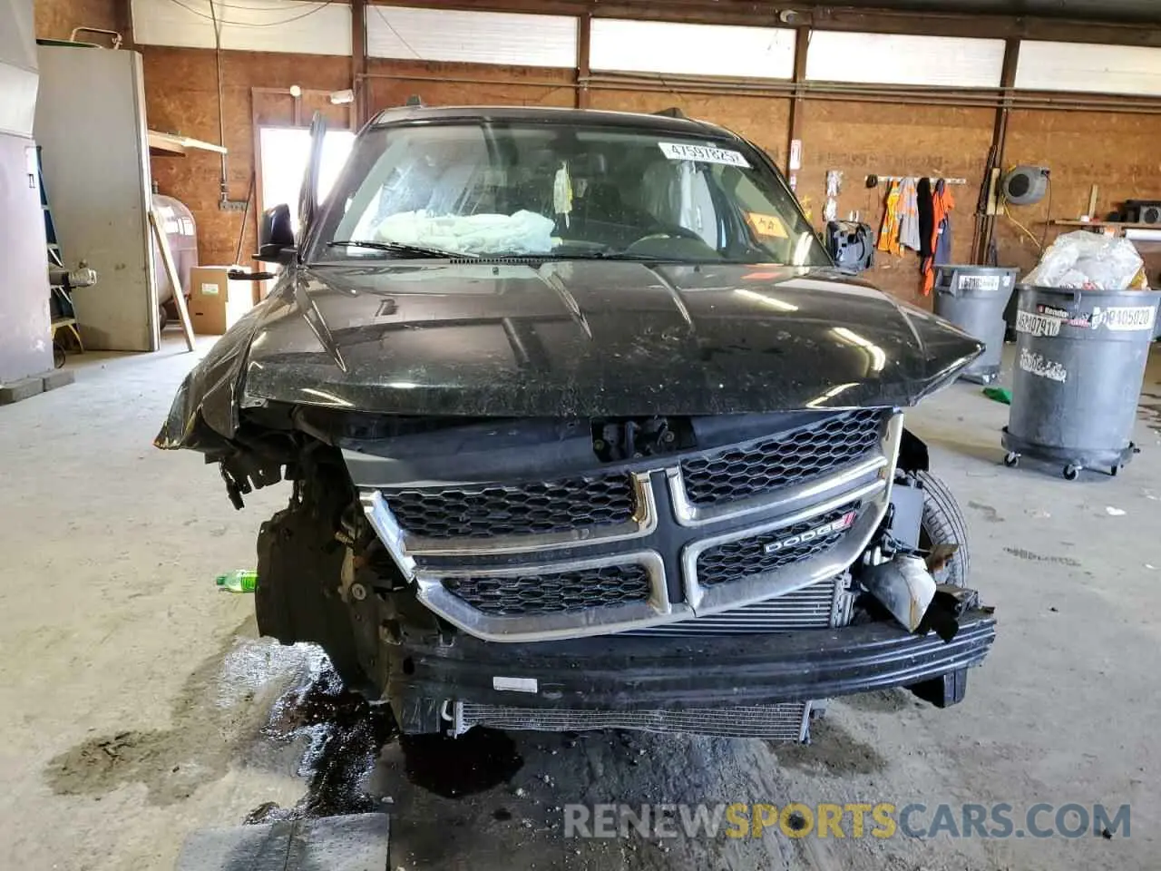 5 Photograph of a damaged car 3C4PDCAB5KT770947 DODGE JOURNEY 2019