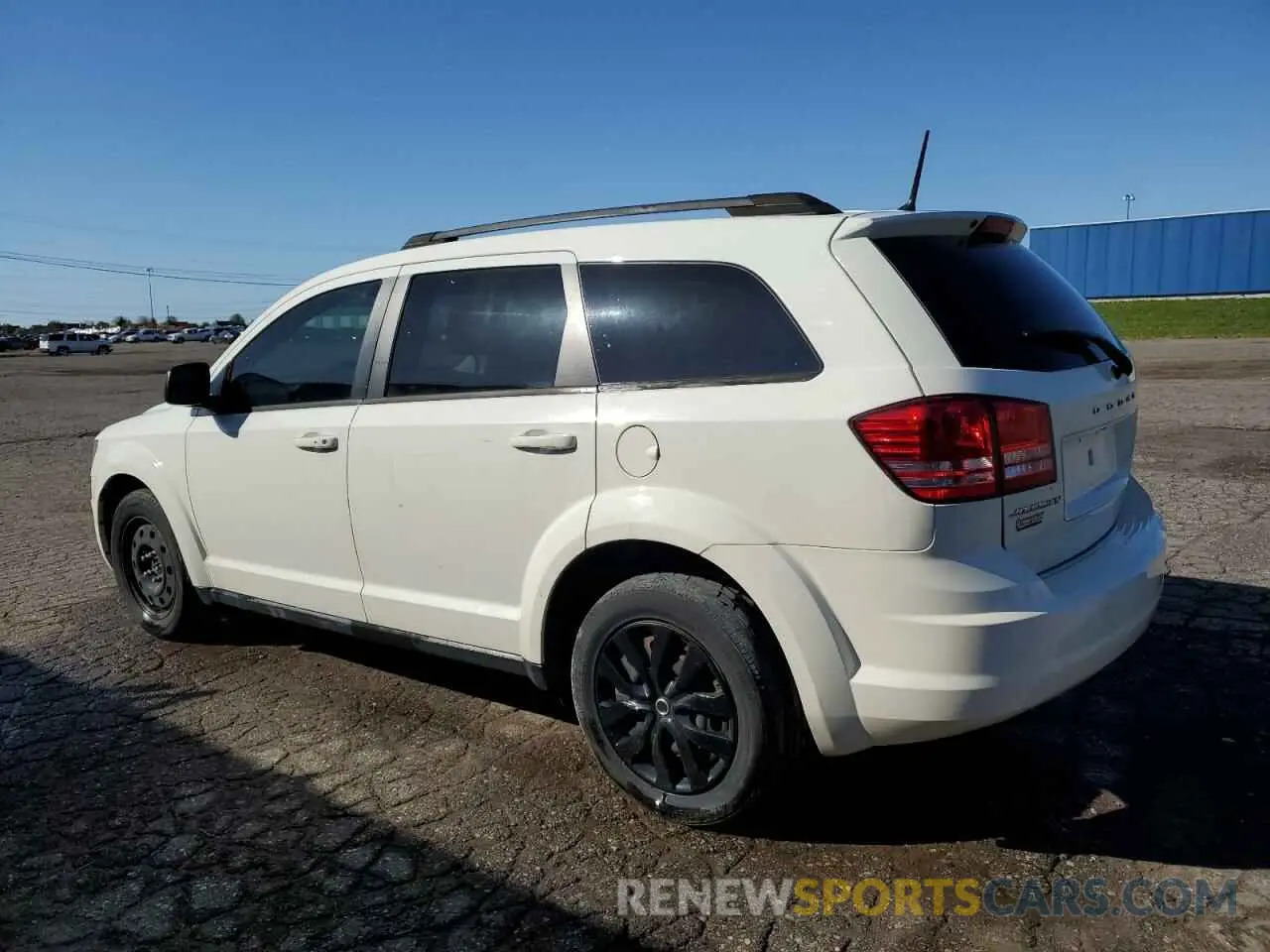 2 Photograph of a damaged car 3C4PDCAB5KT867937 DODGE JOURNEY 2019