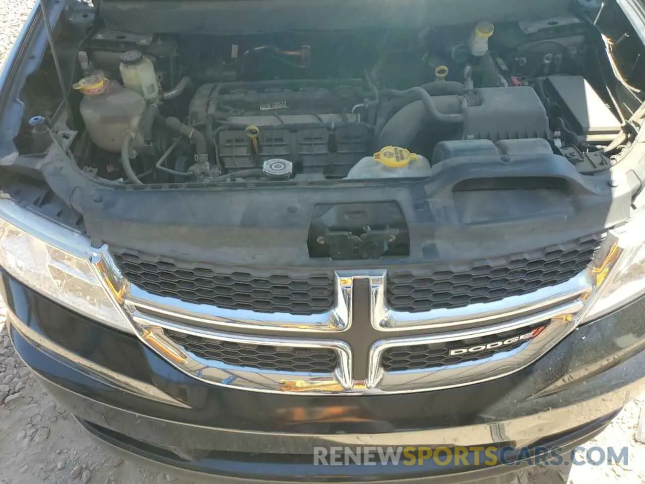 12 Photograph of a damaged car 3C4PDCAB6KT751081 DODGE JOURNEY 2019