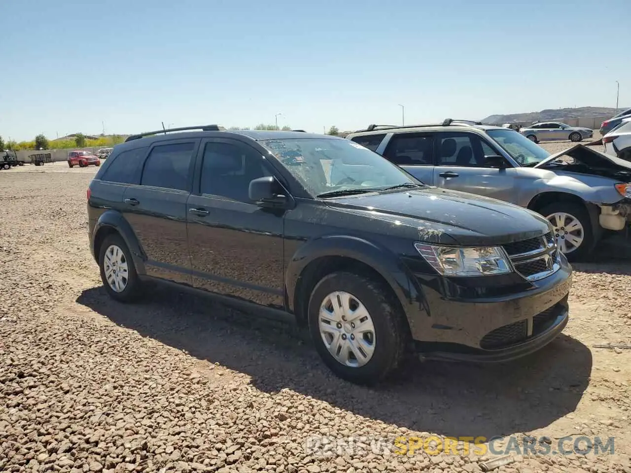 4 Photograph of a damaged car 3C4PDCAB6KT751081 DODGE JOURNEY 2019