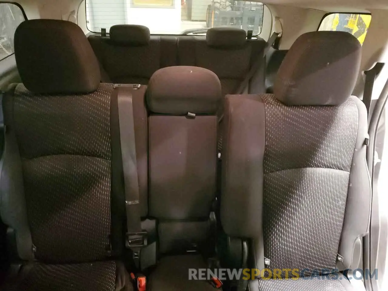 10 Photograph of a damaged car 3C4PDCAB6KT751470 DODGE JOURNEY 2019