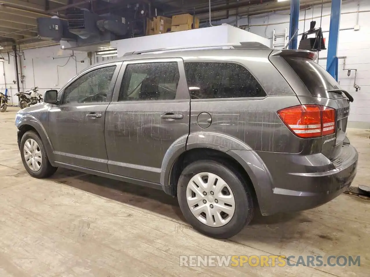 2 Photograph of a damaged car 3C4PDCAB6KT751470 DODGE JOURNEY 2019