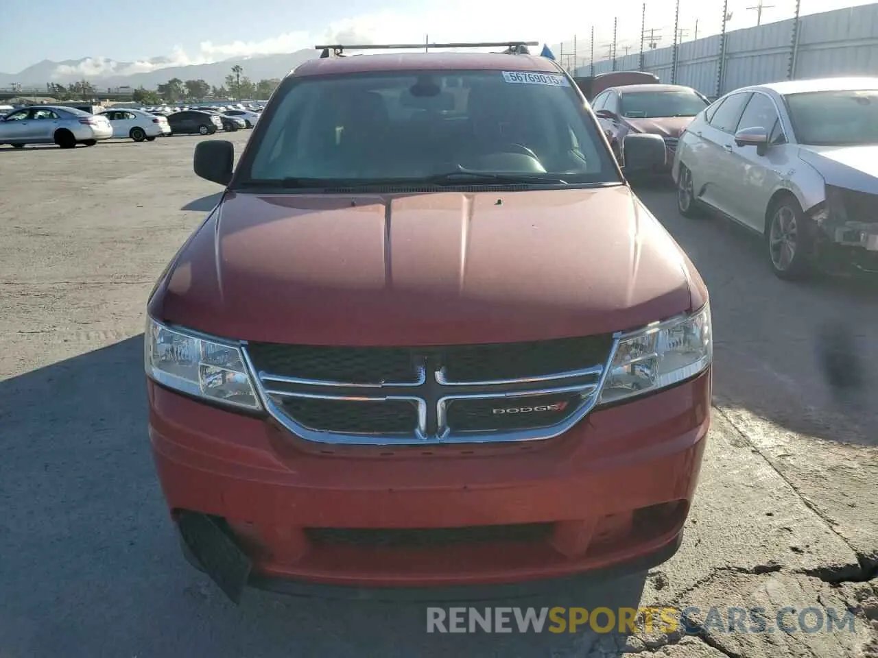 5 Photograph of a damaged car 3C4PDCAB6KT797705 DODGE JOURNEY 2019