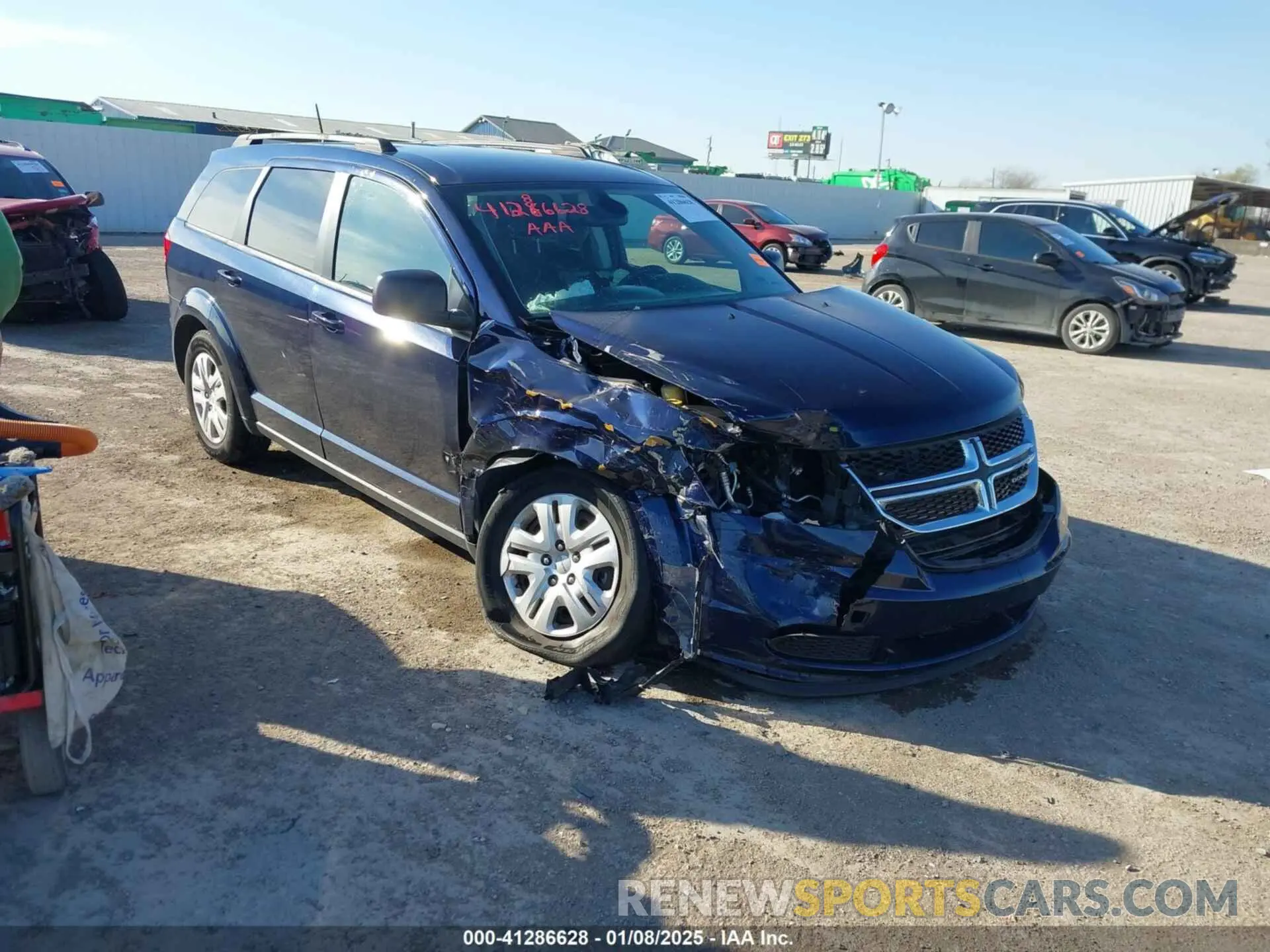 6 Photograph of a damaged car 3C4PDCAB6KT868319 DODGE JOURNEY 2019