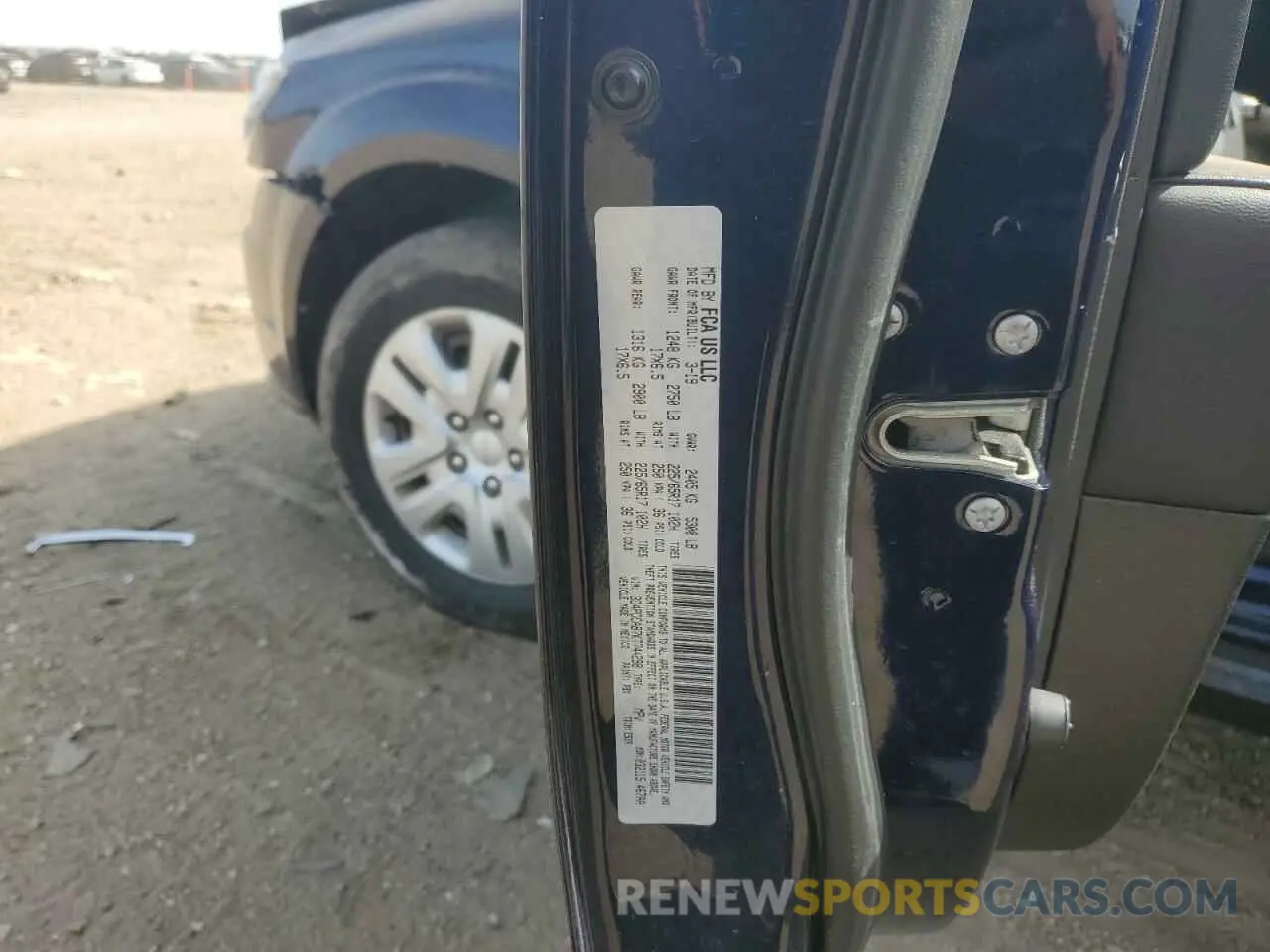 15 Photograph of a damaged car 3C4PDCAB7KT744298 DODGE JOURNEY 2019