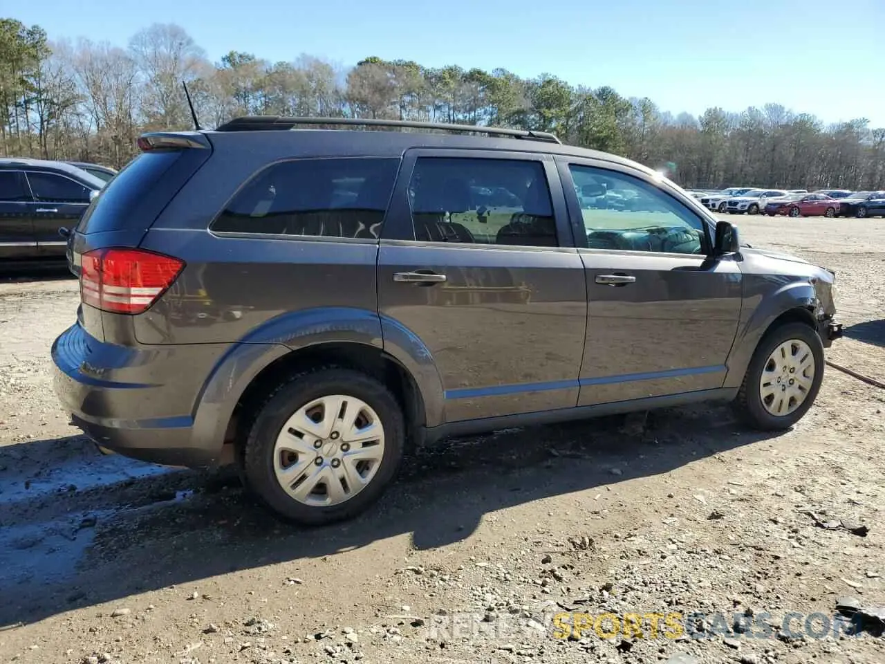 3 Photograph of a damaged car 3C4PDCAB7KT747038 DODGE JOURNEY 2019
