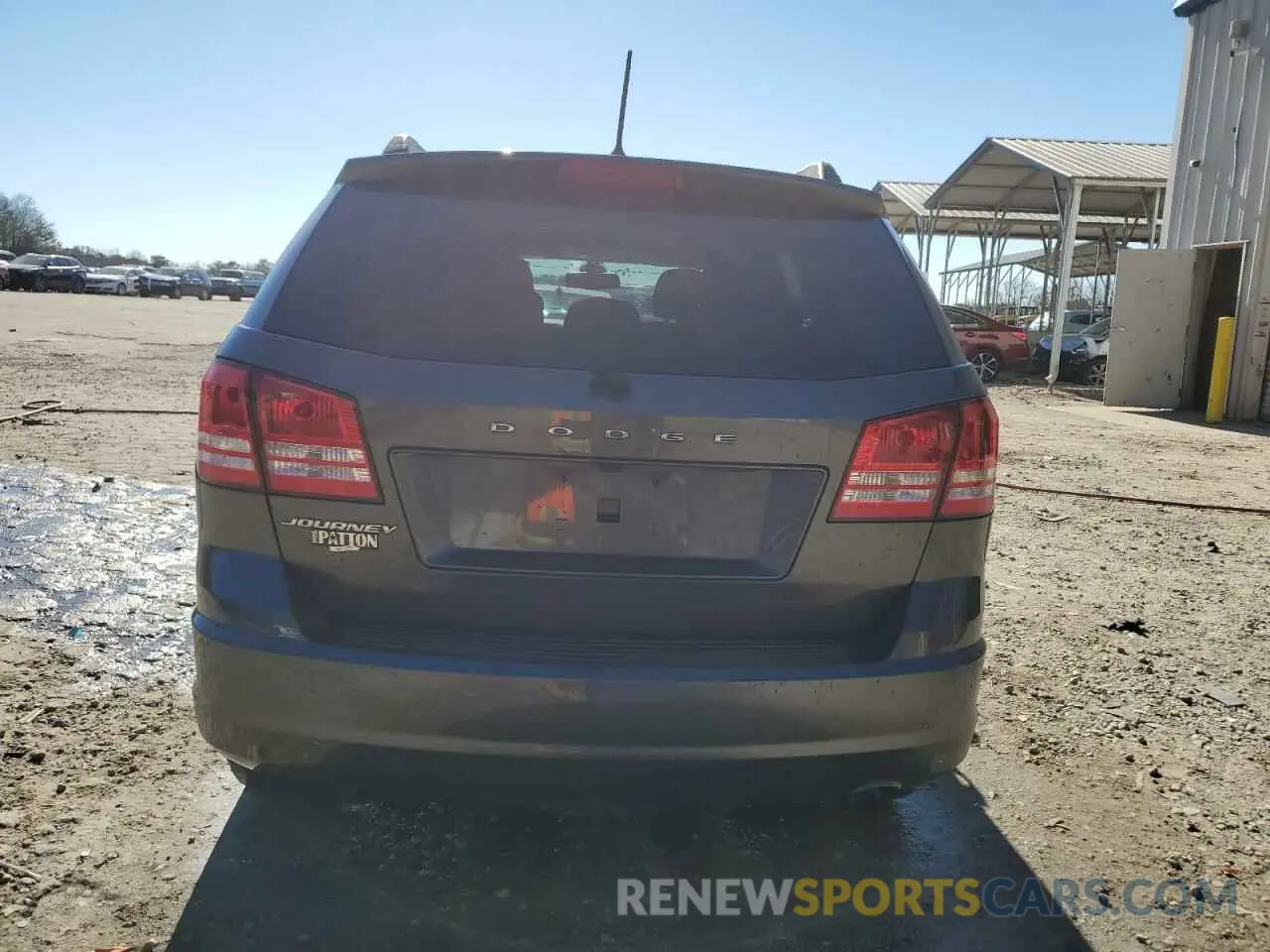 6 Photograph of a damaged car 3C4PDCAB7KT747038 DODGE JOURNEY 2019