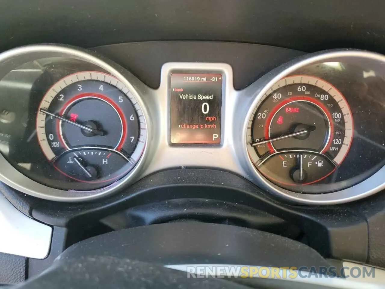 9 Photograph of a damaged car 3C4PDCAB7KT747038 DODGE JOURNEY 2019