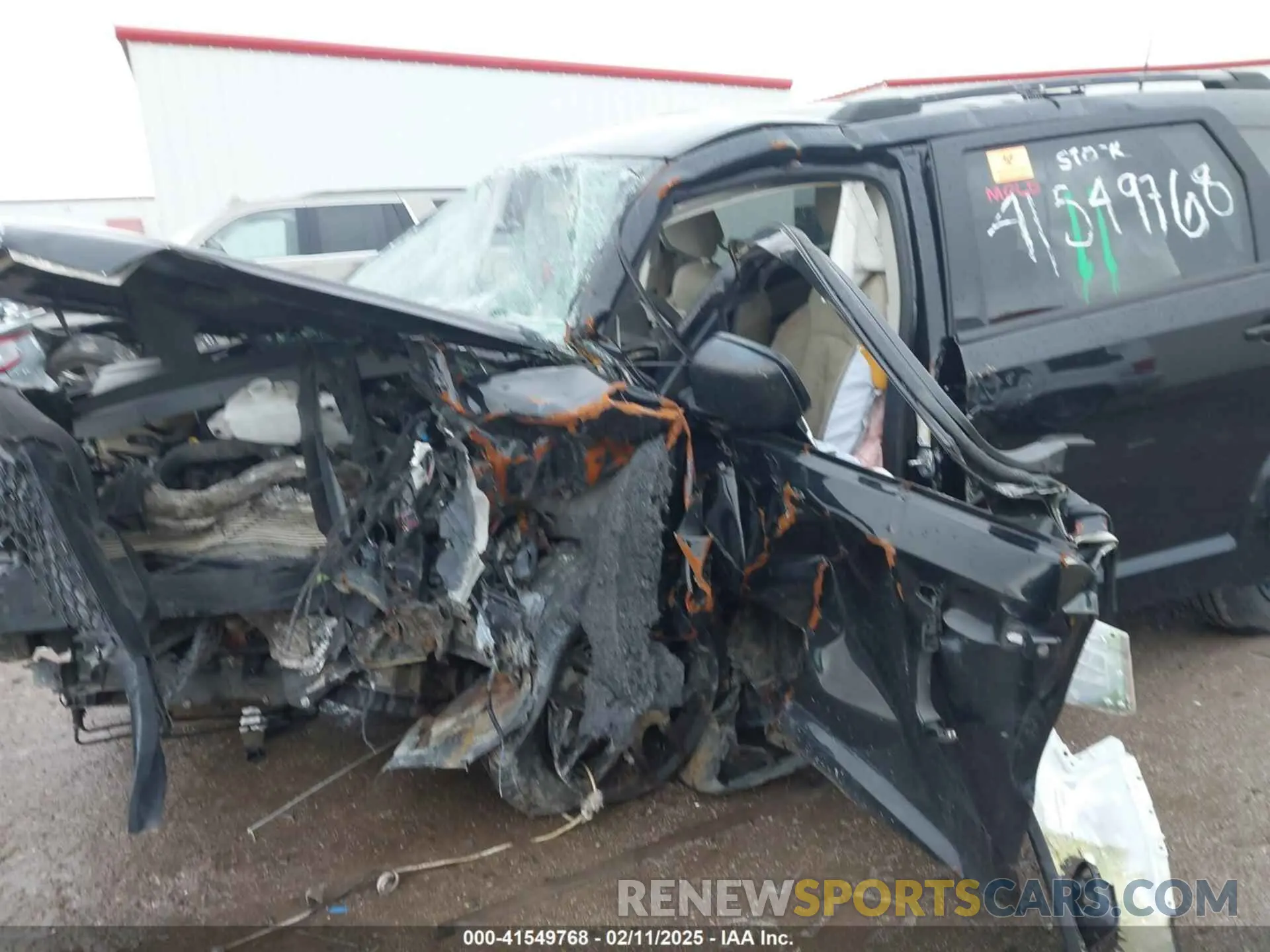6 Photograph of a damaged car 3C4PDCAB7KT868541 DODGE JOURNEY 2019