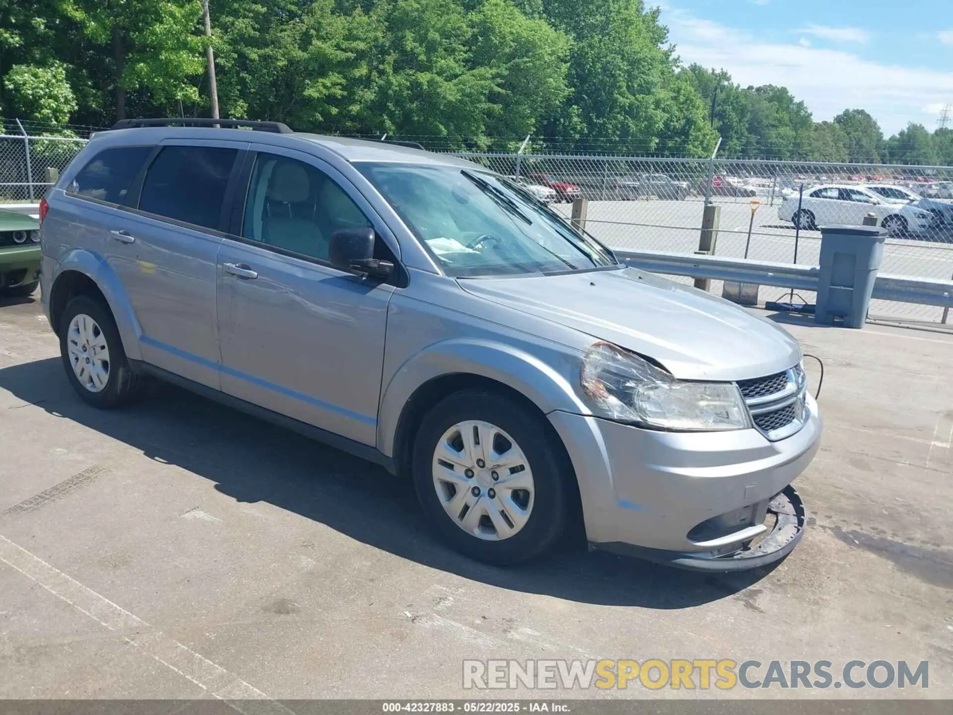 1 Photograph of a damaged car 3C4PDCAB7KT870550 DODGE JOURNEY 2019