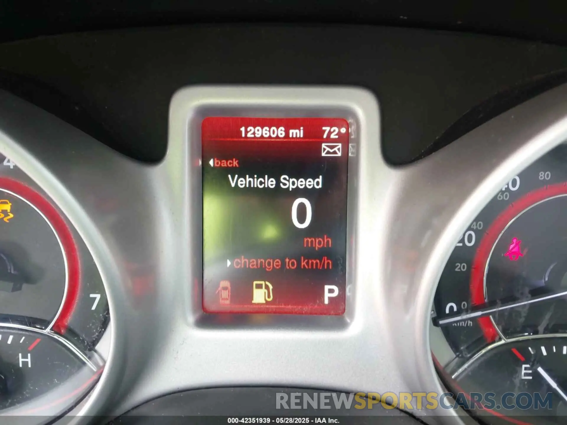 7 Photograph of a damaged car 3C4PDCAB8KT758646 DODGE JOURNEY 2019