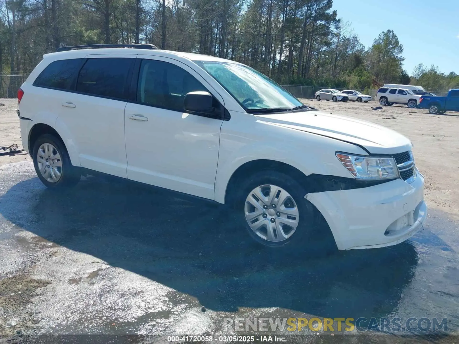 1 Photograph of a damaged car 3C4PDCAB9KT872316 DODGE JOURNEY 2019