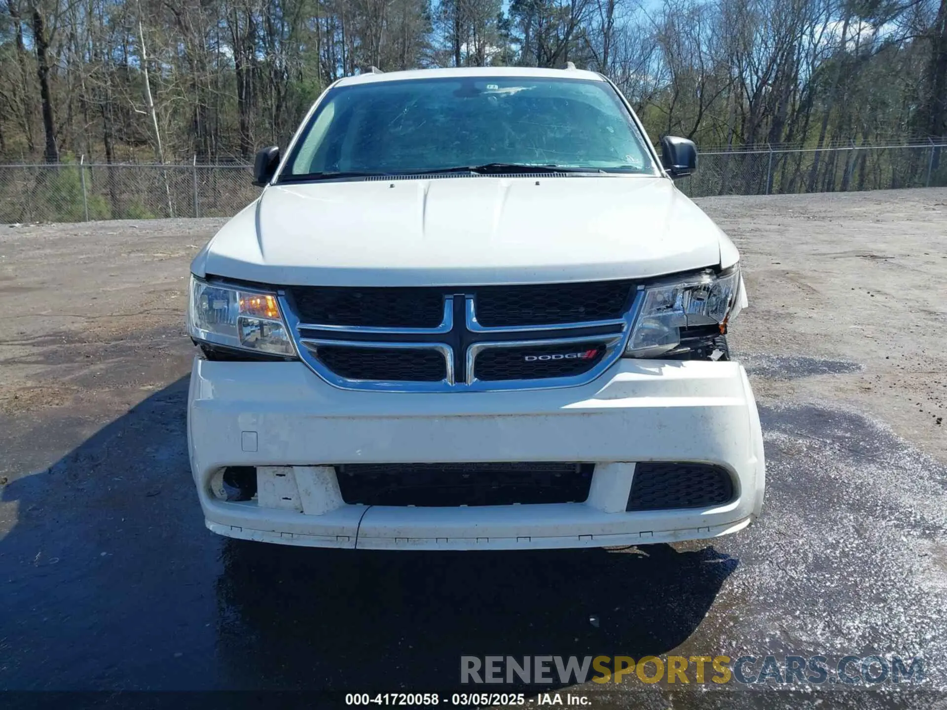 12 Photograph of a damaged car 3C4PDCAB9KT872316 DODGE JOURNEY 2019