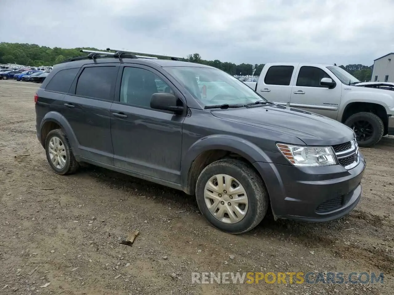 4 Photograph of a damaged car 3C4PDCABXKT860935 DODGE JOURNEY 2019