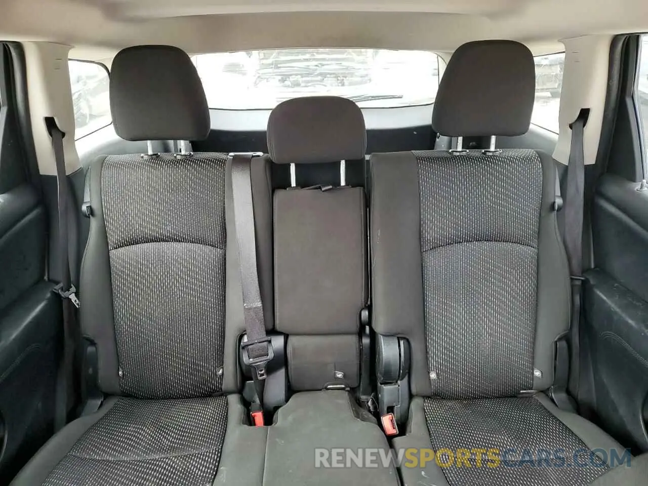 10 Photograph of a damaged car 3C4PDCABXKT872051 DODGE JOURNEY 2019