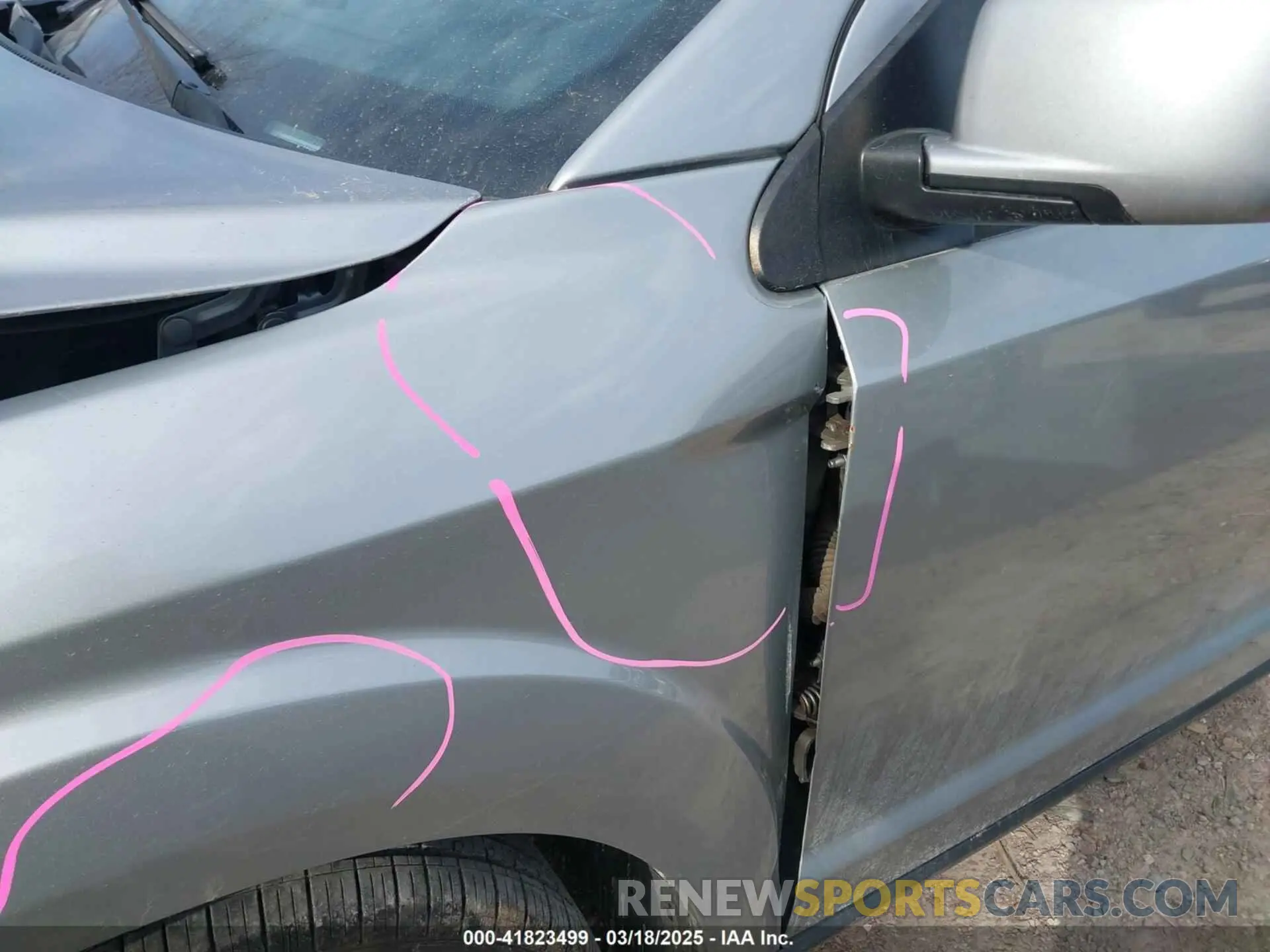 19 Photograph of a damaged car 3C4PDCBB0KT719211 DODGE JOURNEY 2019