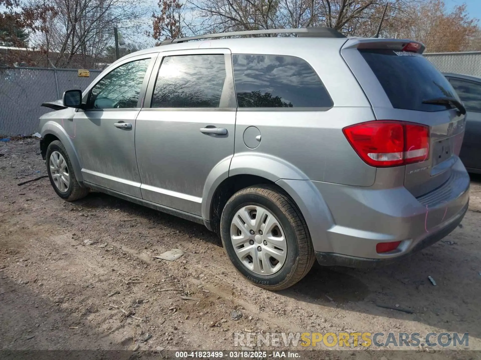 3 Photograph of a damaged car 3C4PDCBB0KT719211 DODGE JOURNEY 2019