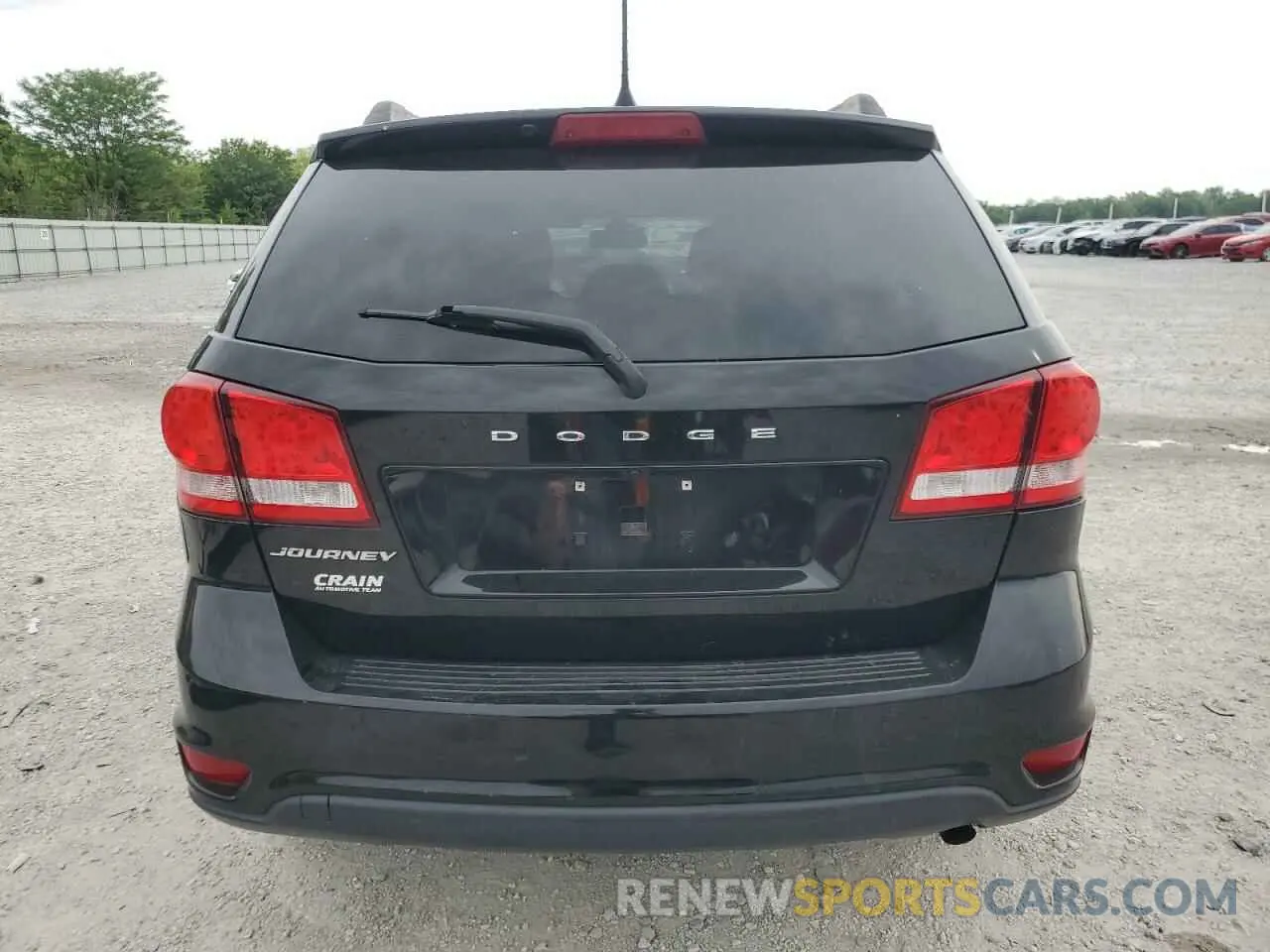 6 Photograph of a damaged car 3C4PDCBB0KT719581 DODGE JOURNEY 2019