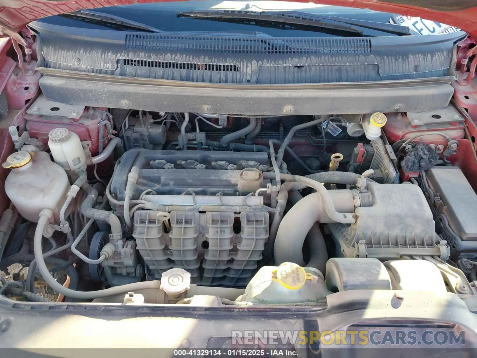 10 Photograph of a damaged car 3C4PDCBB0KT738311 DODGE JOURNEY 2019