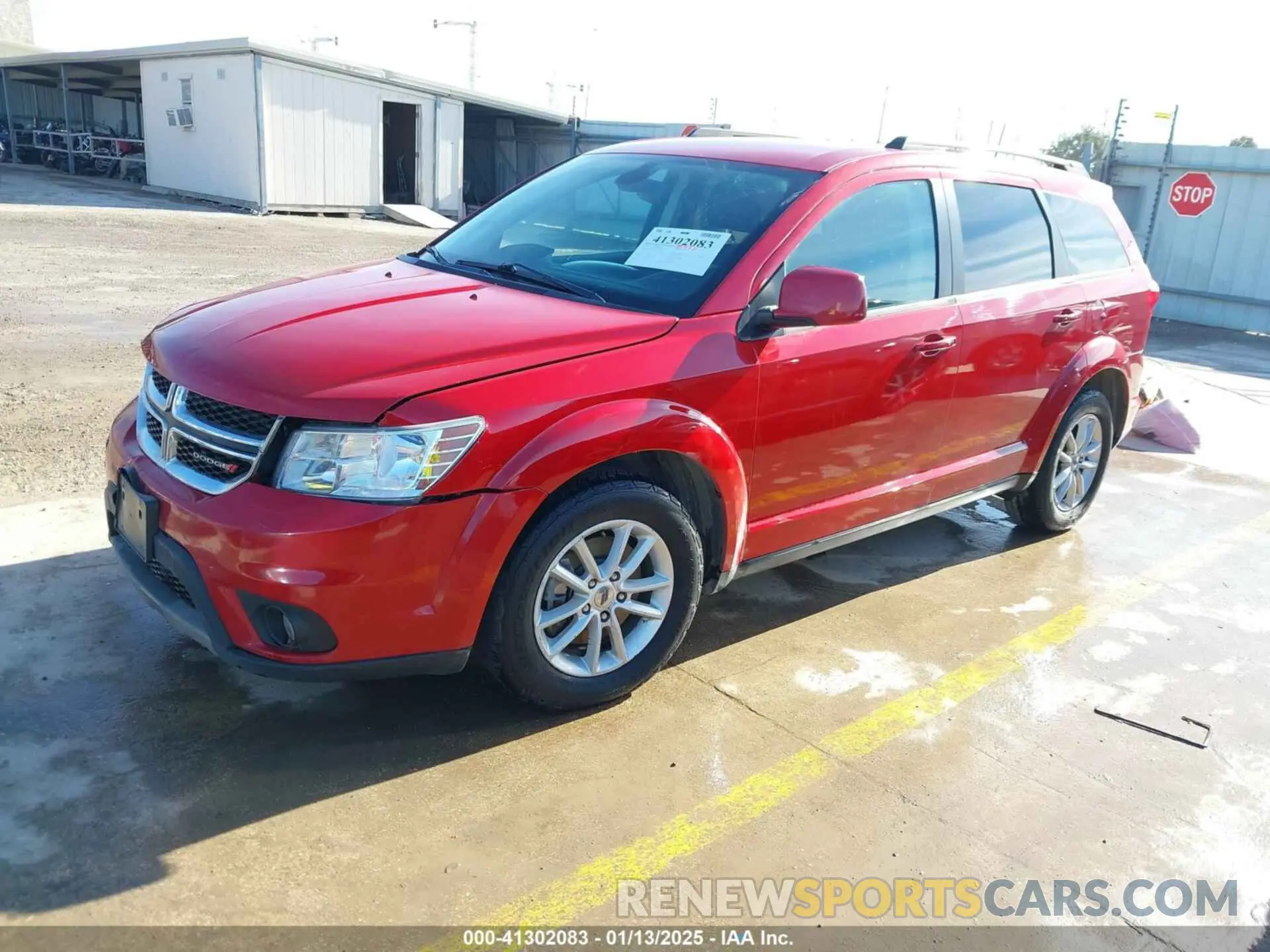 2 Photograph of a damaged car 3C4PDCBB0KT756257 DODGE JOURNEY 2019
