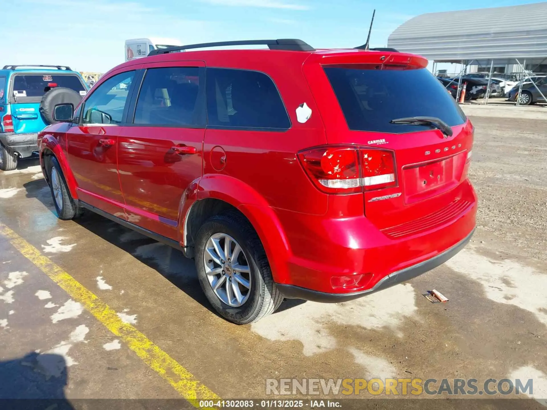 3 Photograph of a damaged car 3C4PDCBB0KT756257 DODGE JOURNEY 2019