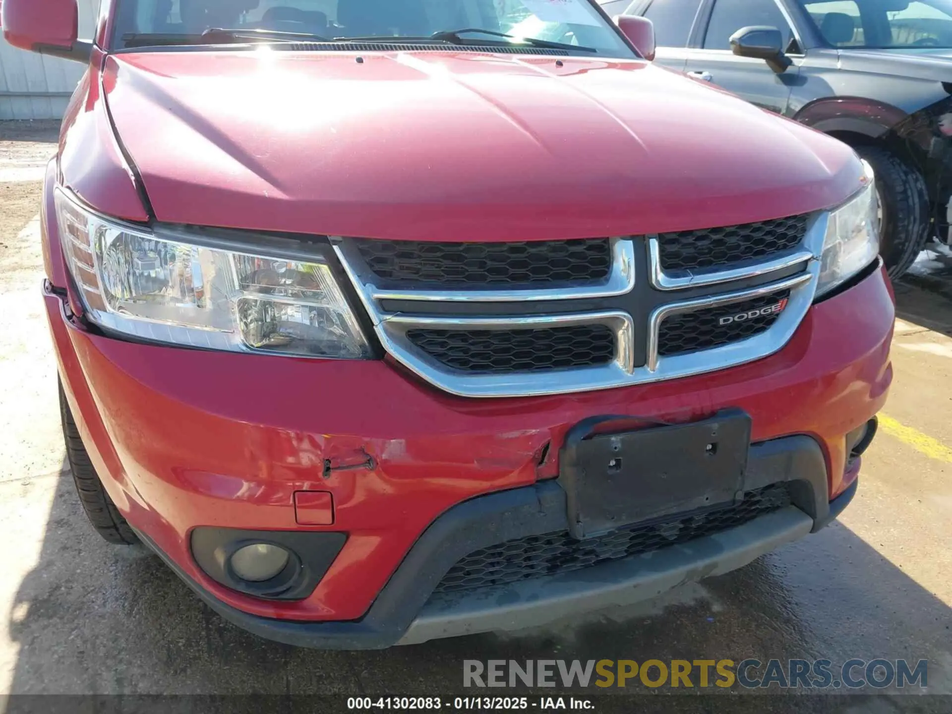 6 Photograph of a damaged car 3C4PDCBB0KT756257 DODGE JOURNEY 2019