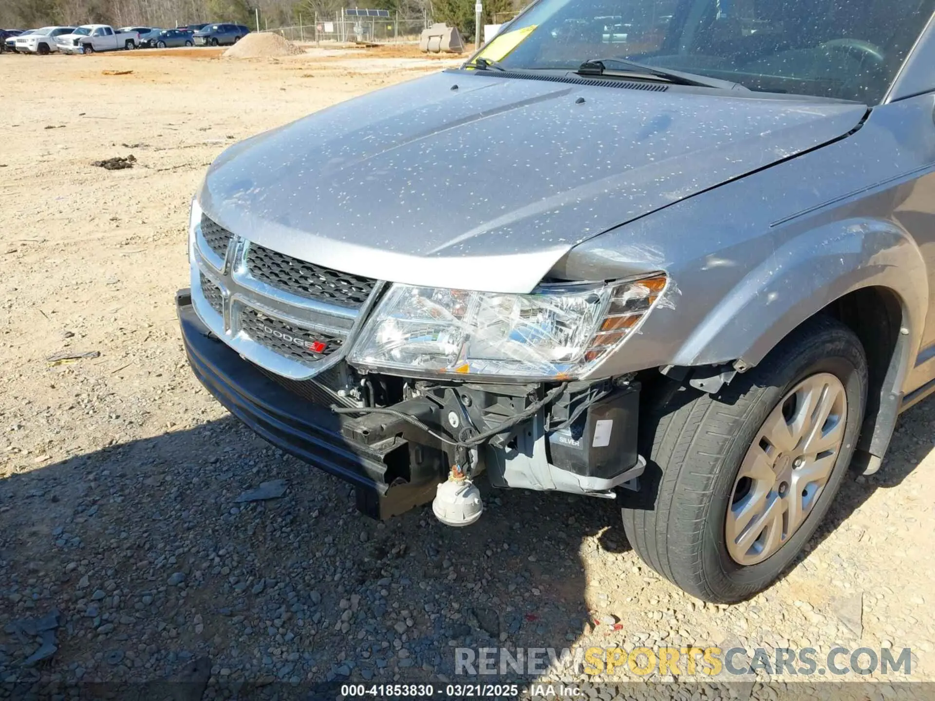 6 Photograph of a damaged car 3C4PDCBB0KT798122 DODGE JOURNEY 2019