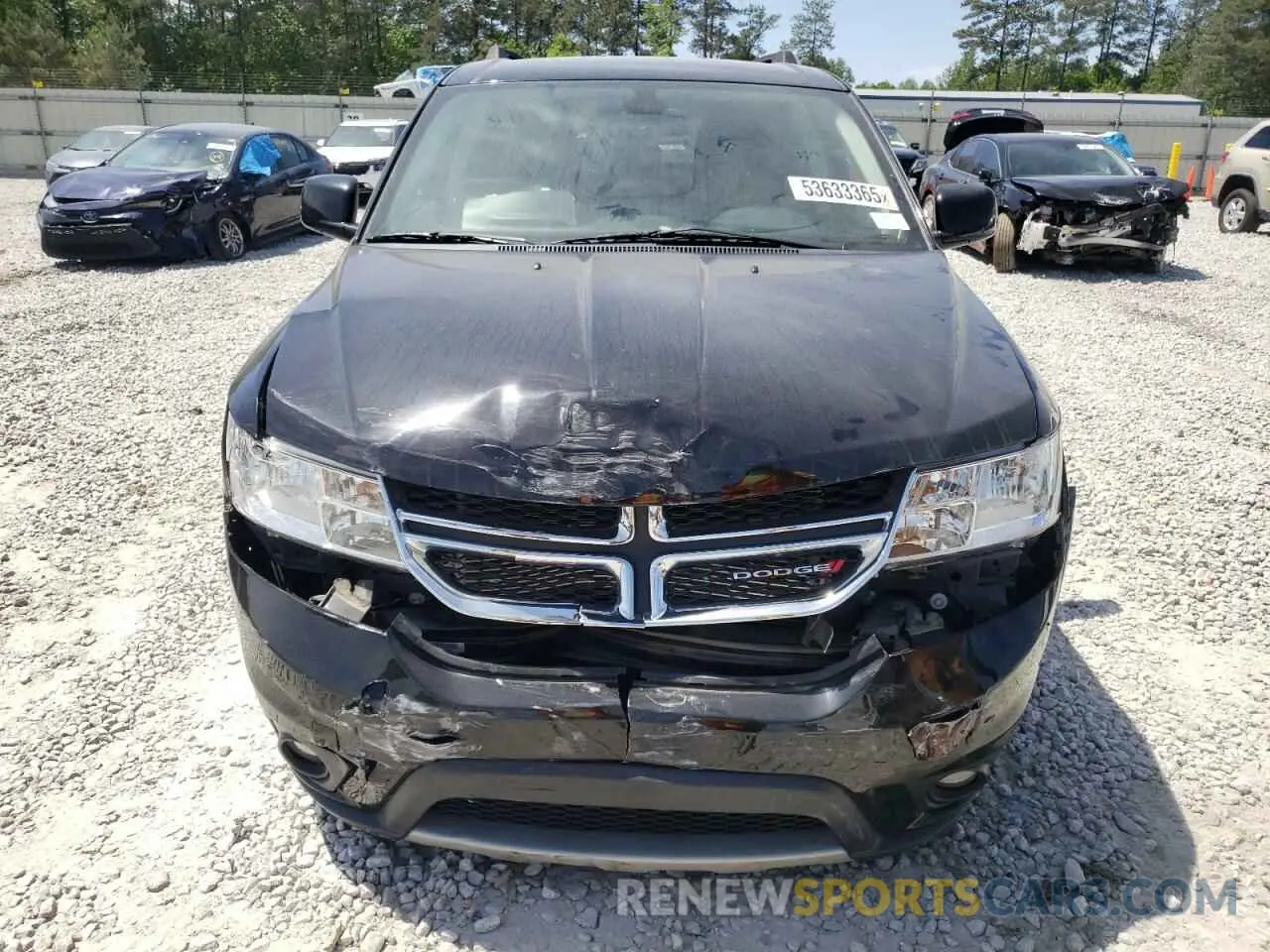 5 Photograph of a damaged car 3C4PDCBB0KT810592 DODGE JOURNEY 2019