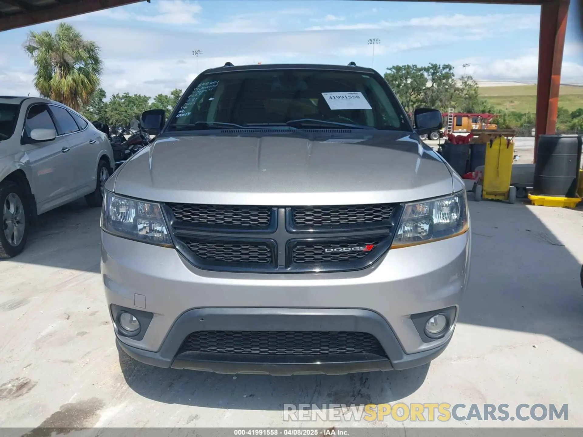 13 Photograph of a damaged car 3C4PDCBB0KT848601 DODGE JOURNEY 2019