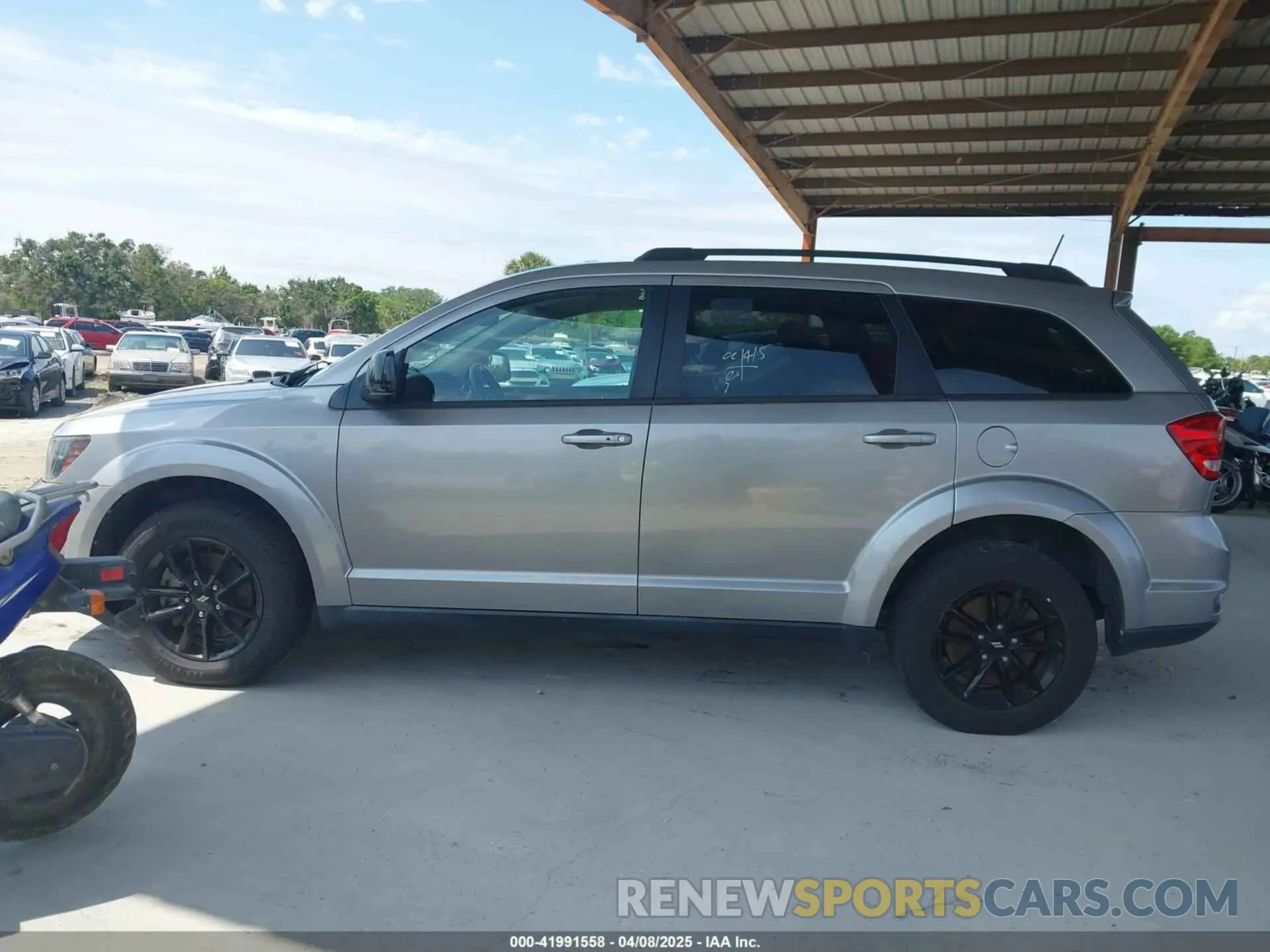 15 Photograph of a damaged car 3C4PDCBB0KT848601 DODGE JOURNEY 2019