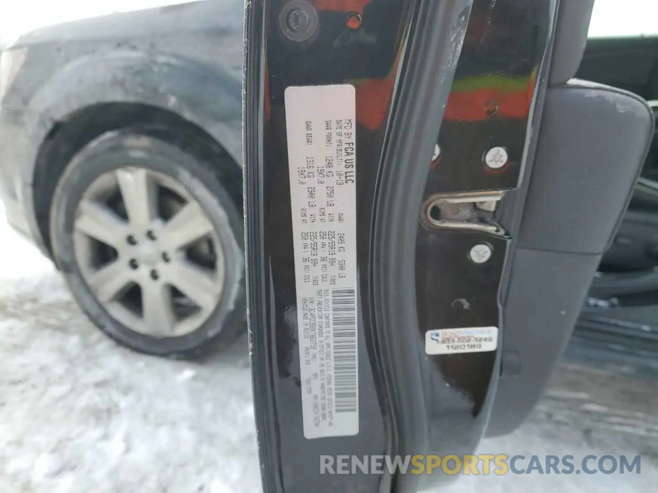 13 Photograph of a damaged car 3C4PDCBB0KT862739 DODGE JOURNEY 2019