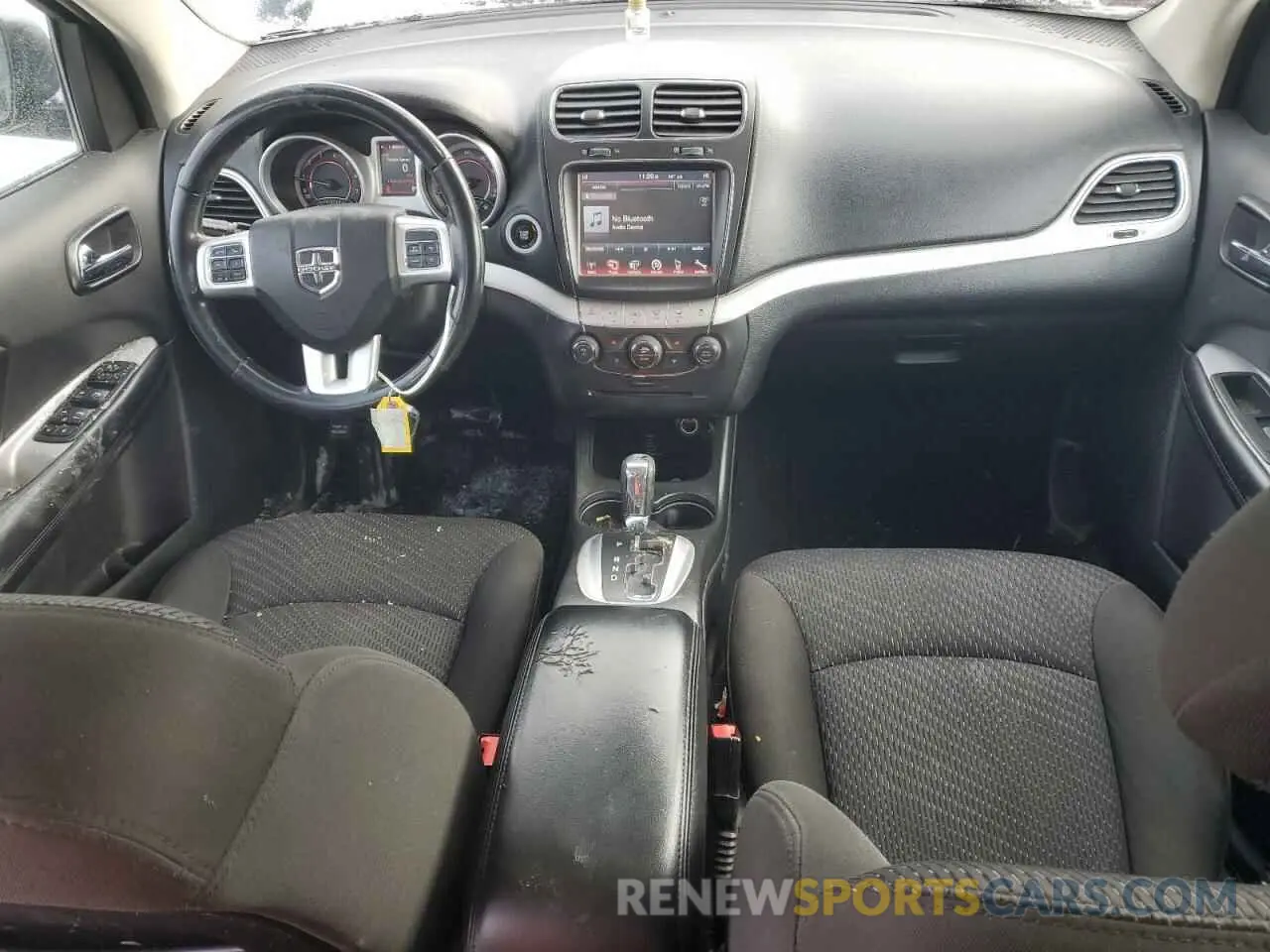 8 Photograph of a damaged car 3C4PDCBB0KT862739 DODGE JOURNEY 2019