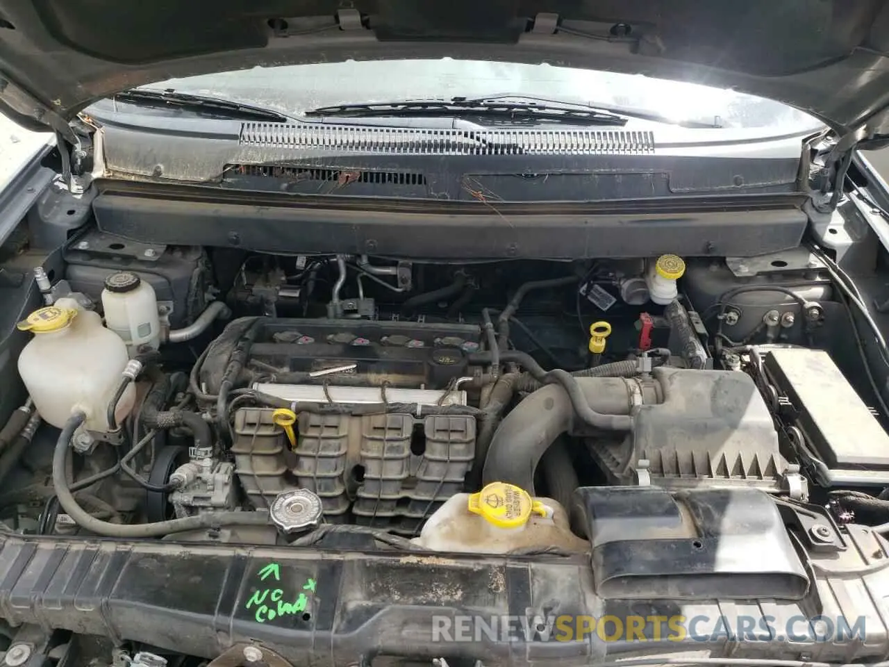 12 Photograph of a damaged car 3C4PDCBB0KT875474 DODGE JOURNEY 2019